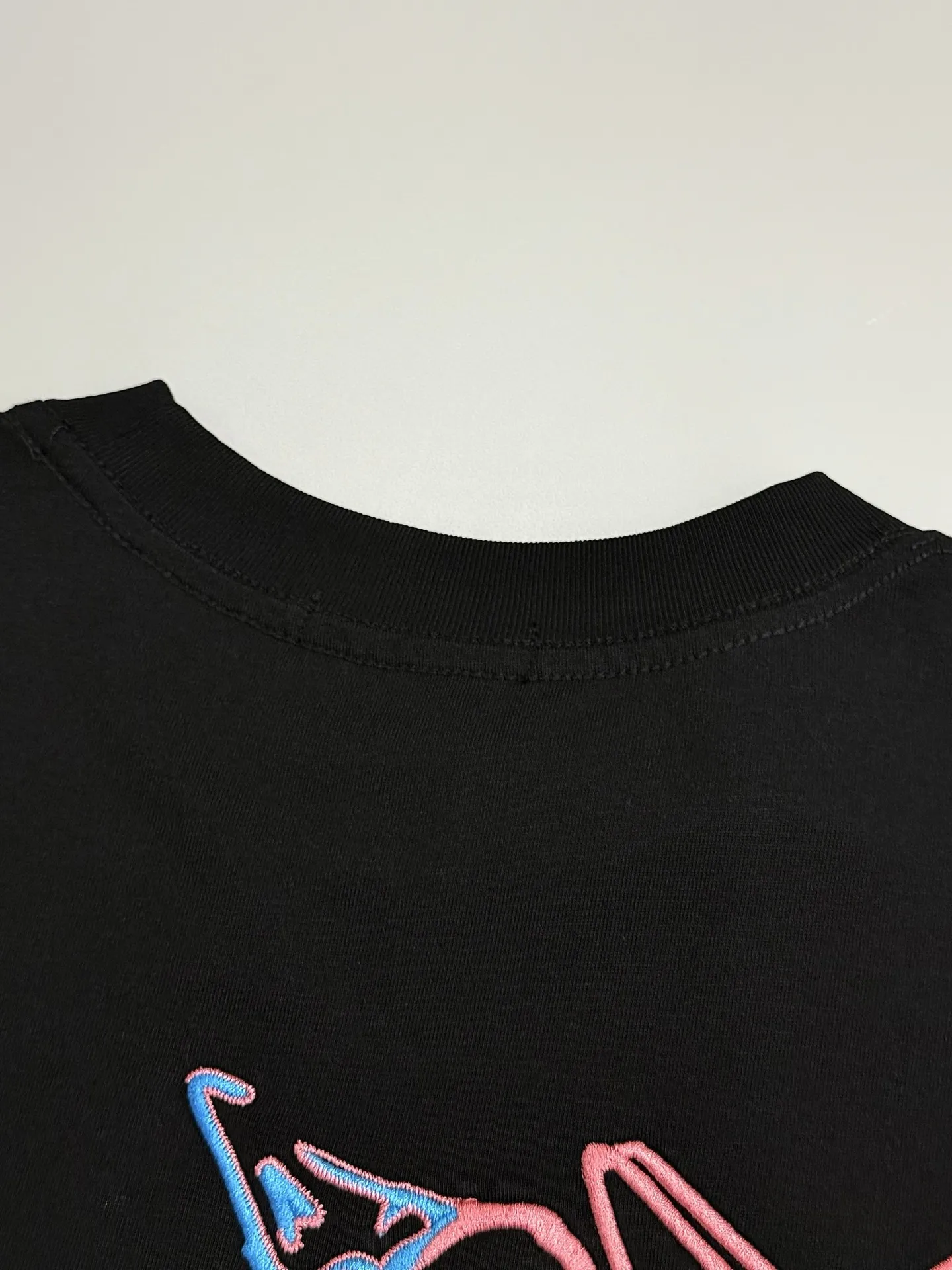 Embroidered Gradient Logo Cotton T-Shirt D13513349 — view 6
