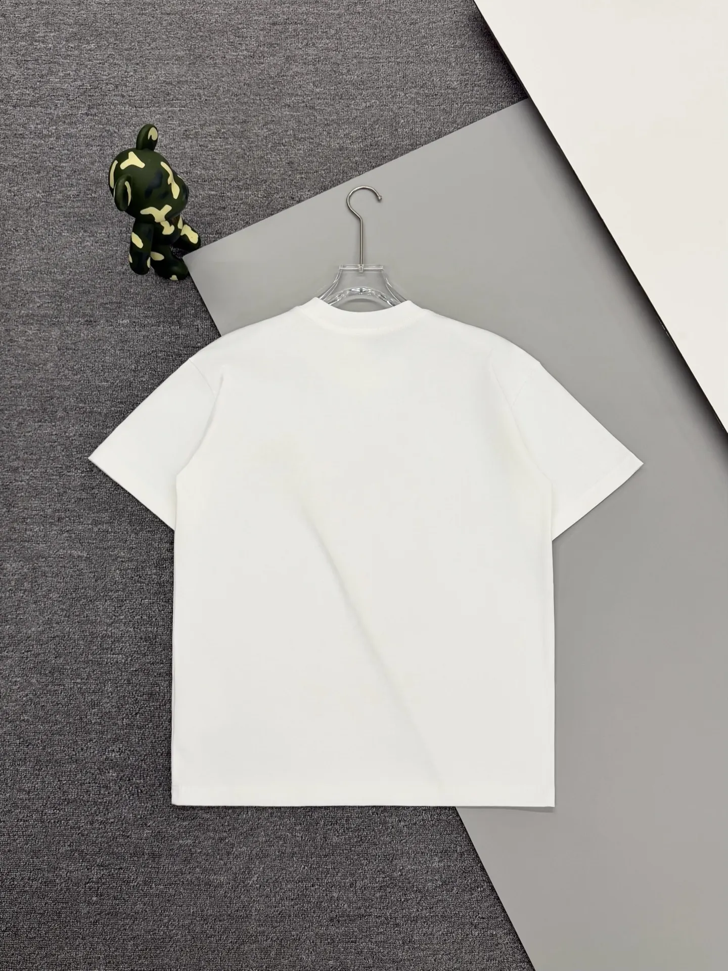 Lunar New Year Embroidered Cotton T-Shirt D13513364 — view 2