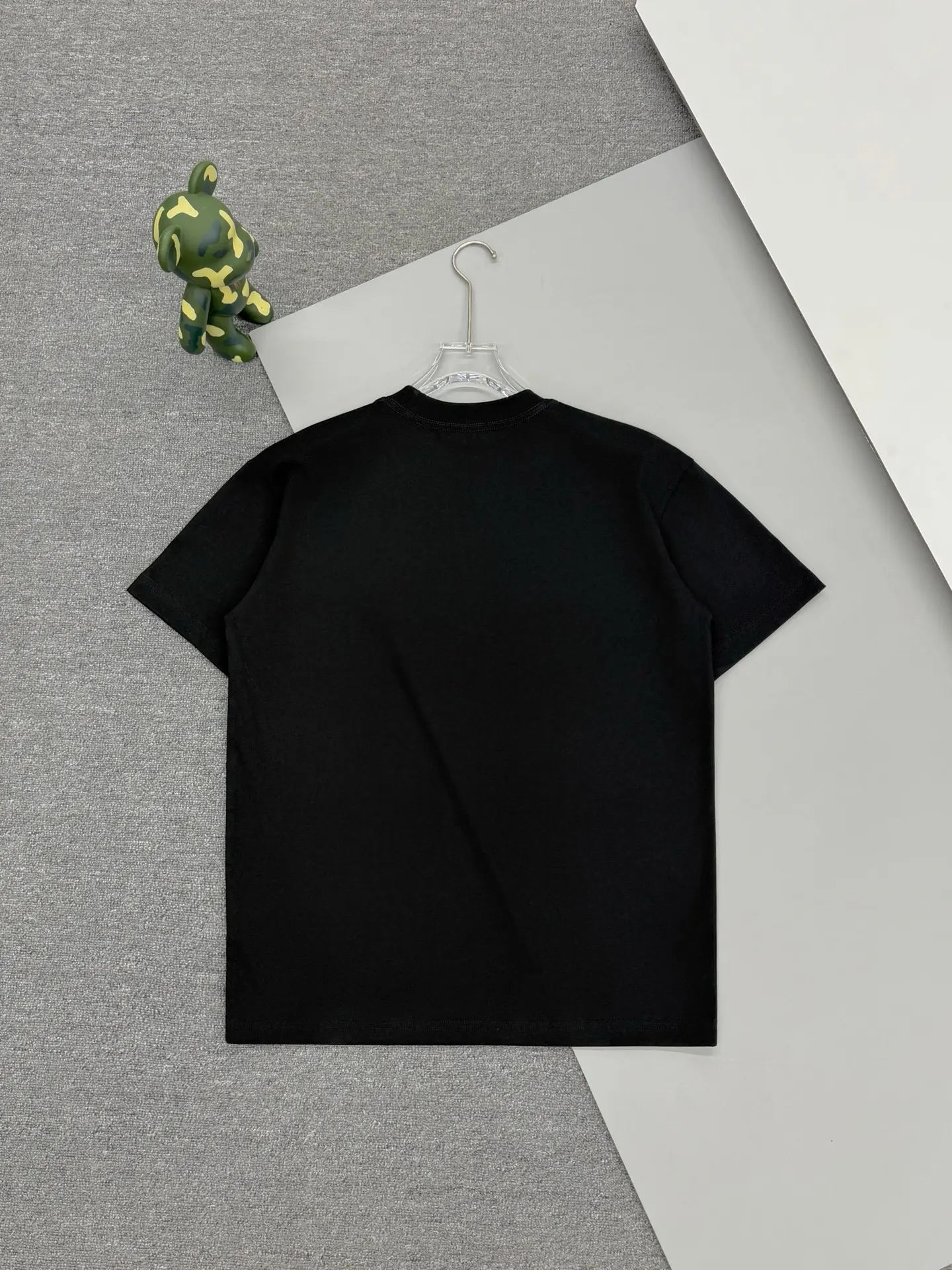 Lunar New Year Embroidered Cotton T-Shirt D13513365 — view 2