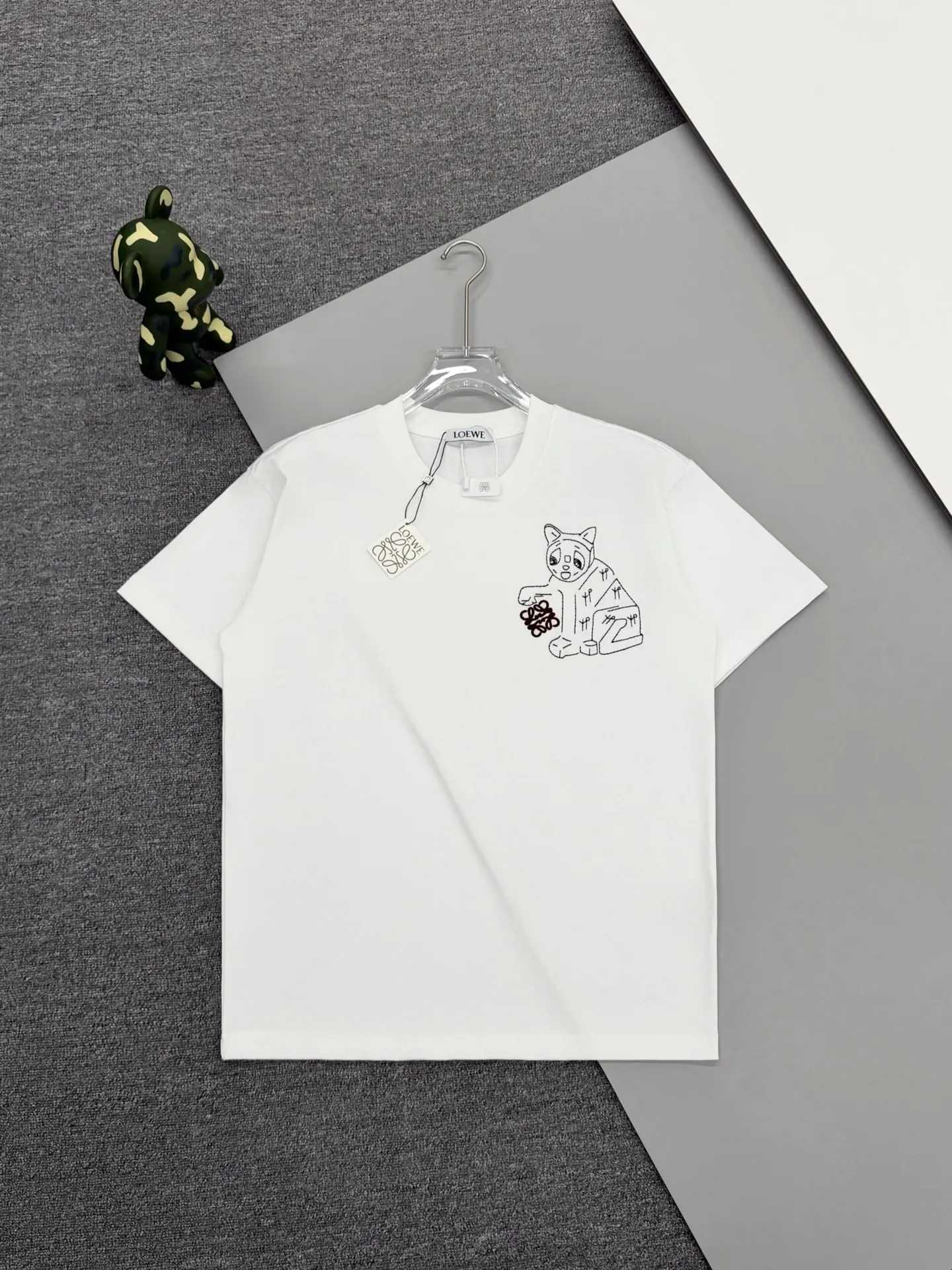 Loewe x Louis Wain Embroidered Cat T-Shirt D13513107