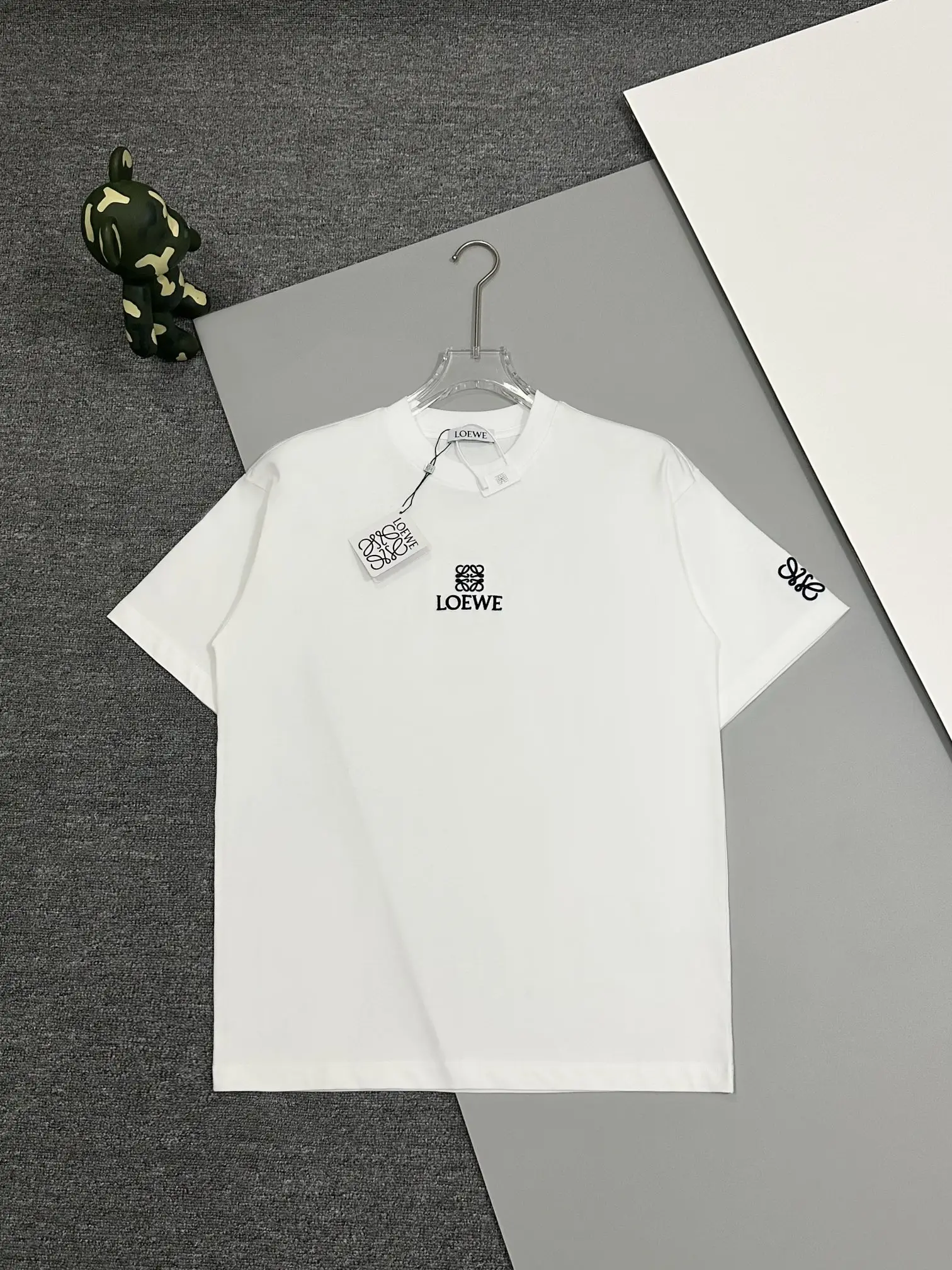 Anagram Logo Embroidered Cotton T-Shirt D13513260
