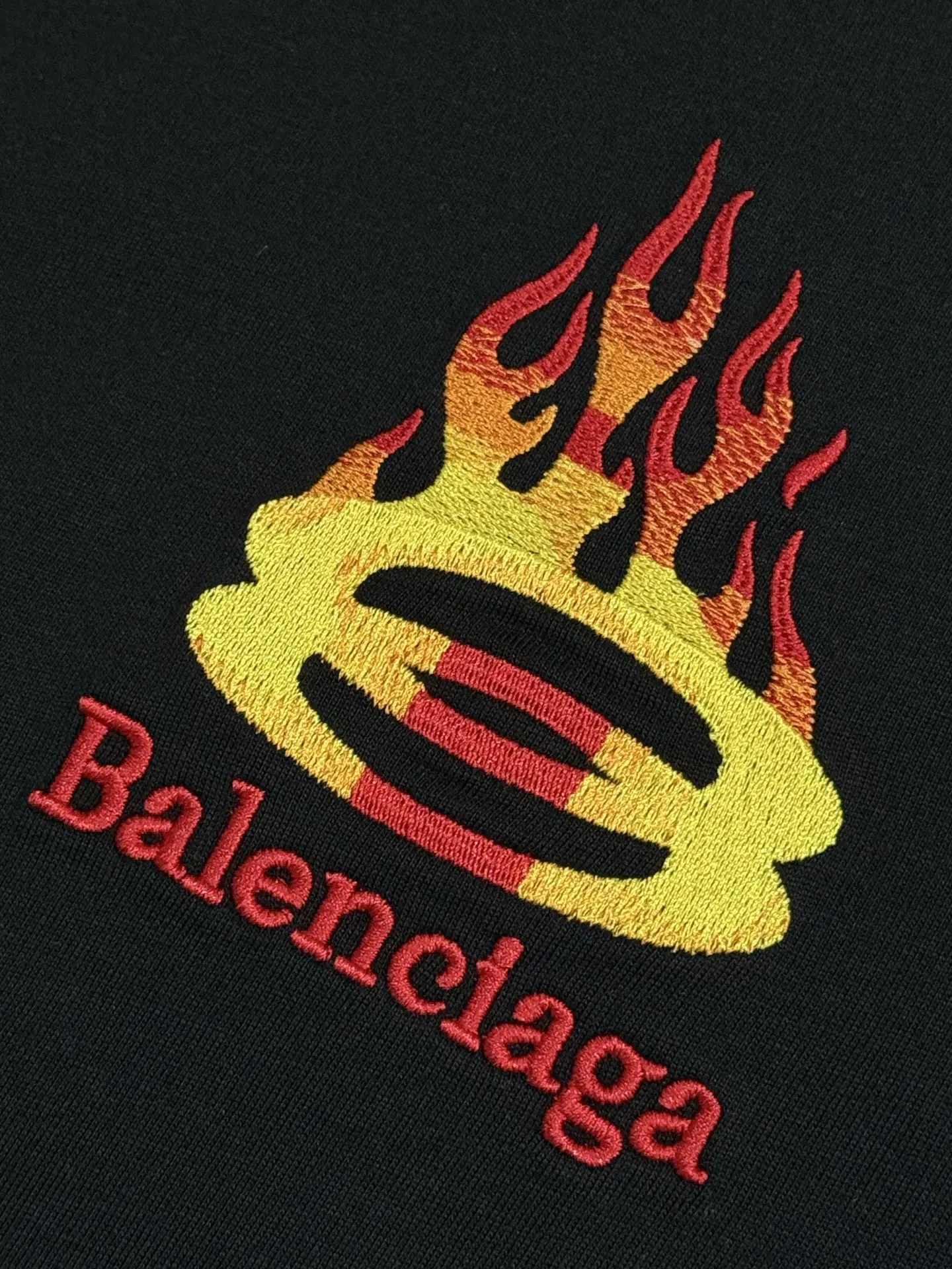 Flame Logo Embroidered Cotton T-Shirt D13513337 — view 5