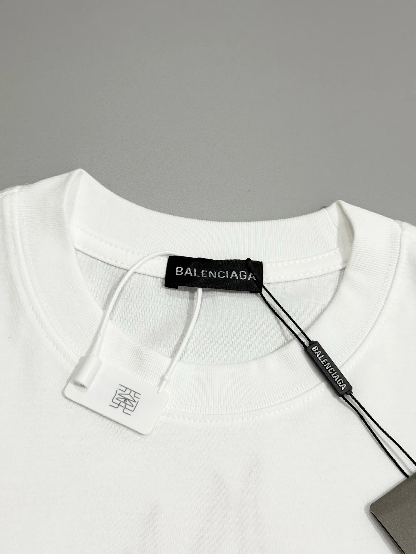 Flame Logo Embroidered Cotton T-Shirt D13513336 — view 3
