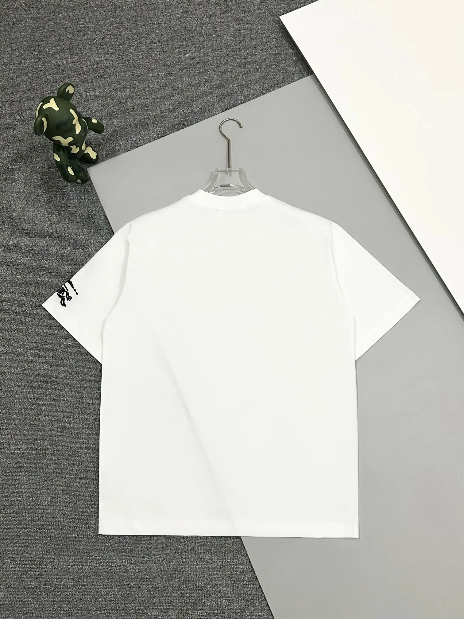 TB Monogram Embroidered Cotton T-Shirt D13513057 — view 2