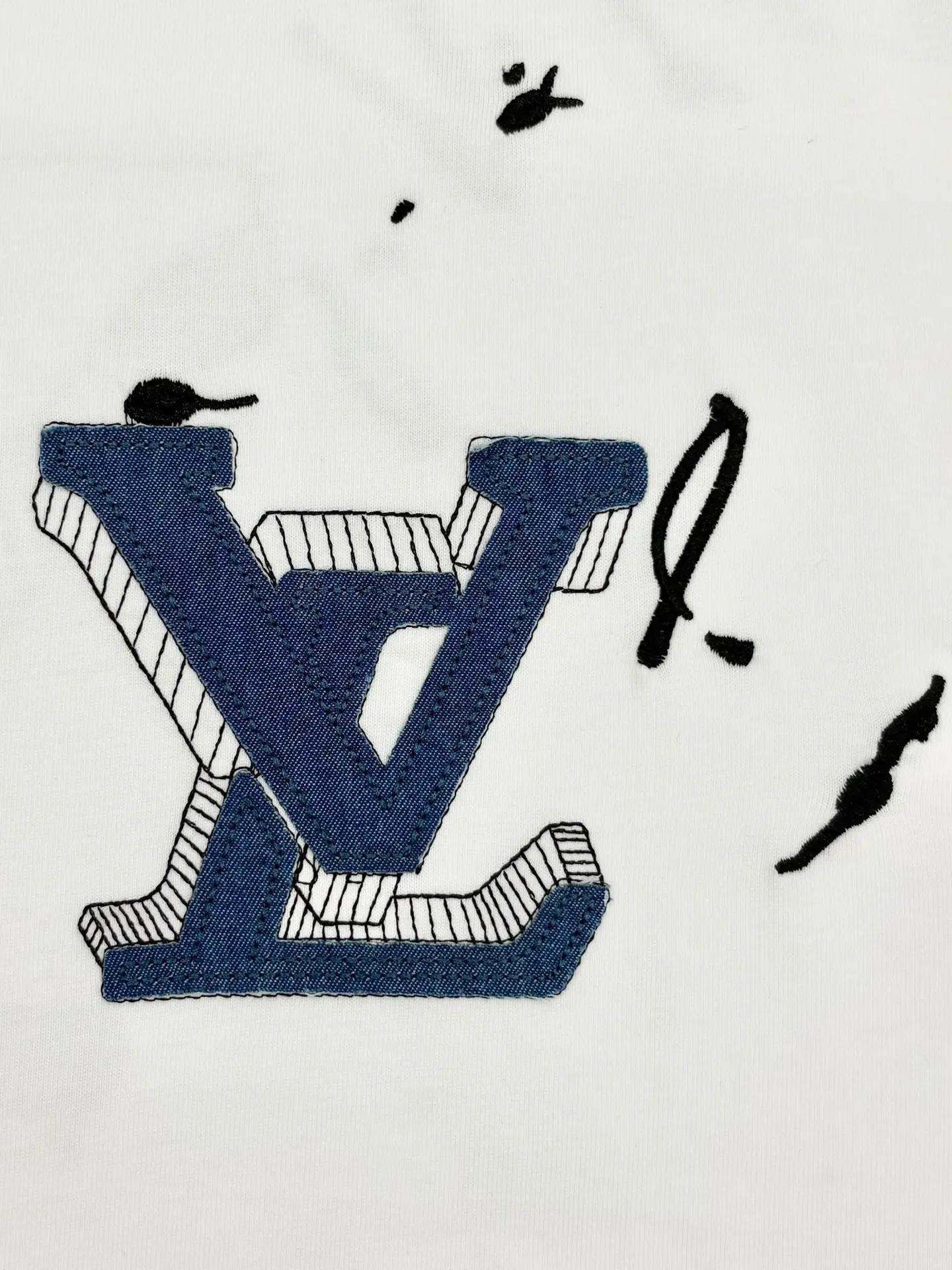 Embroidered Denim Patch Logo T-Shirt D14013386 — view 4