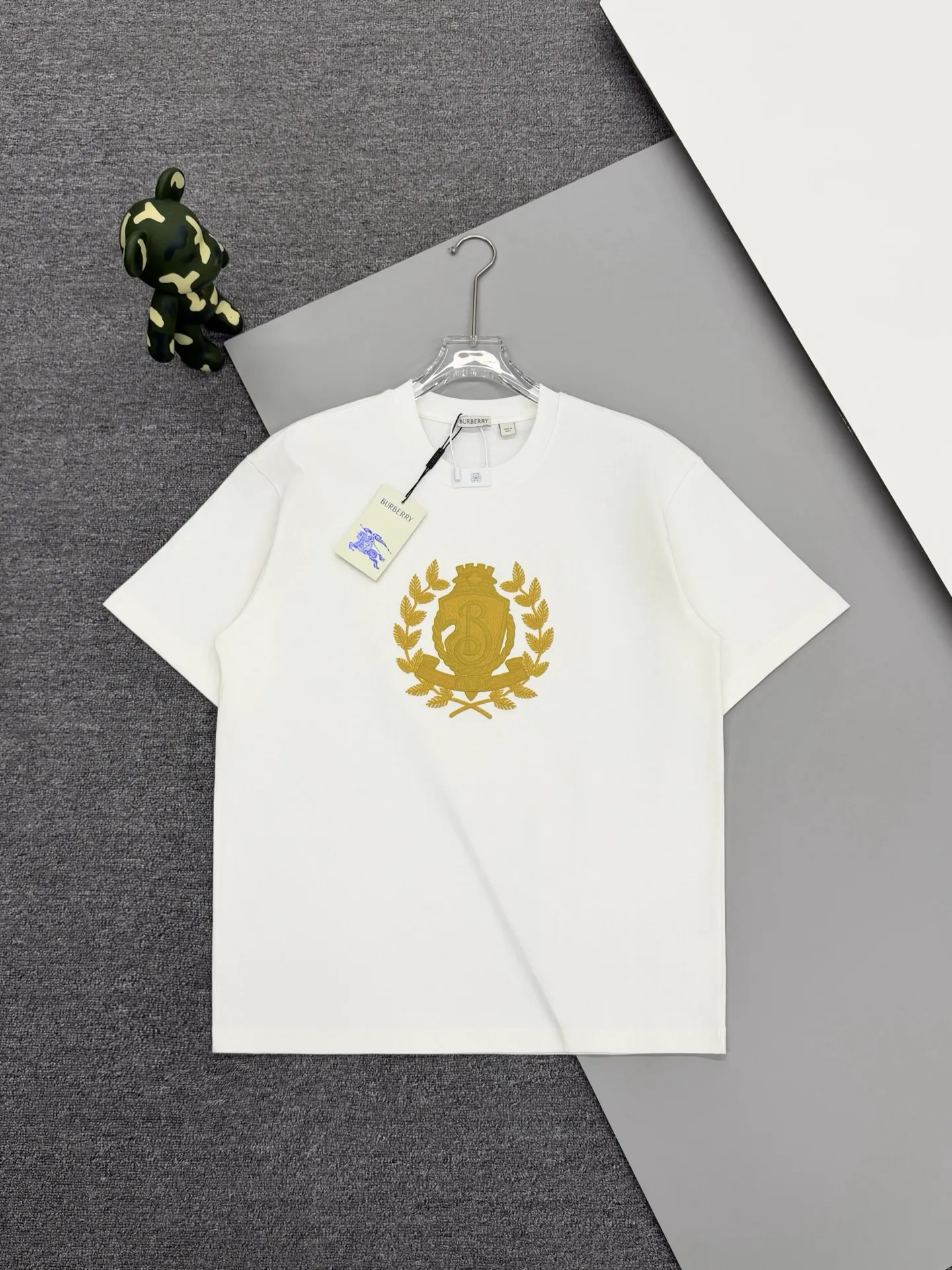 Embroidered Crest Cotton T-Shirt D14013071