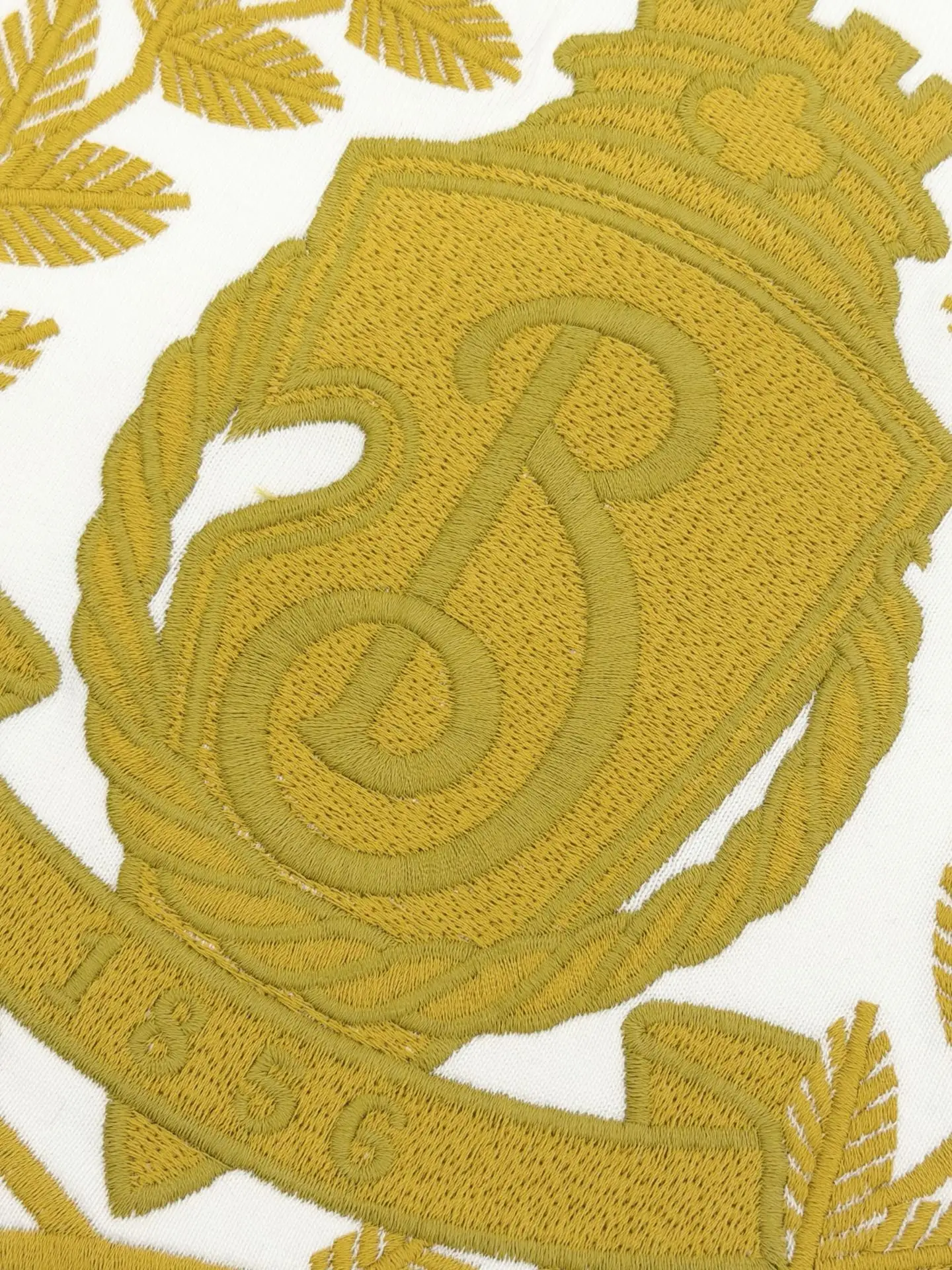 Embroidered Crest Cotton T-Shirt D14013071 — view 4