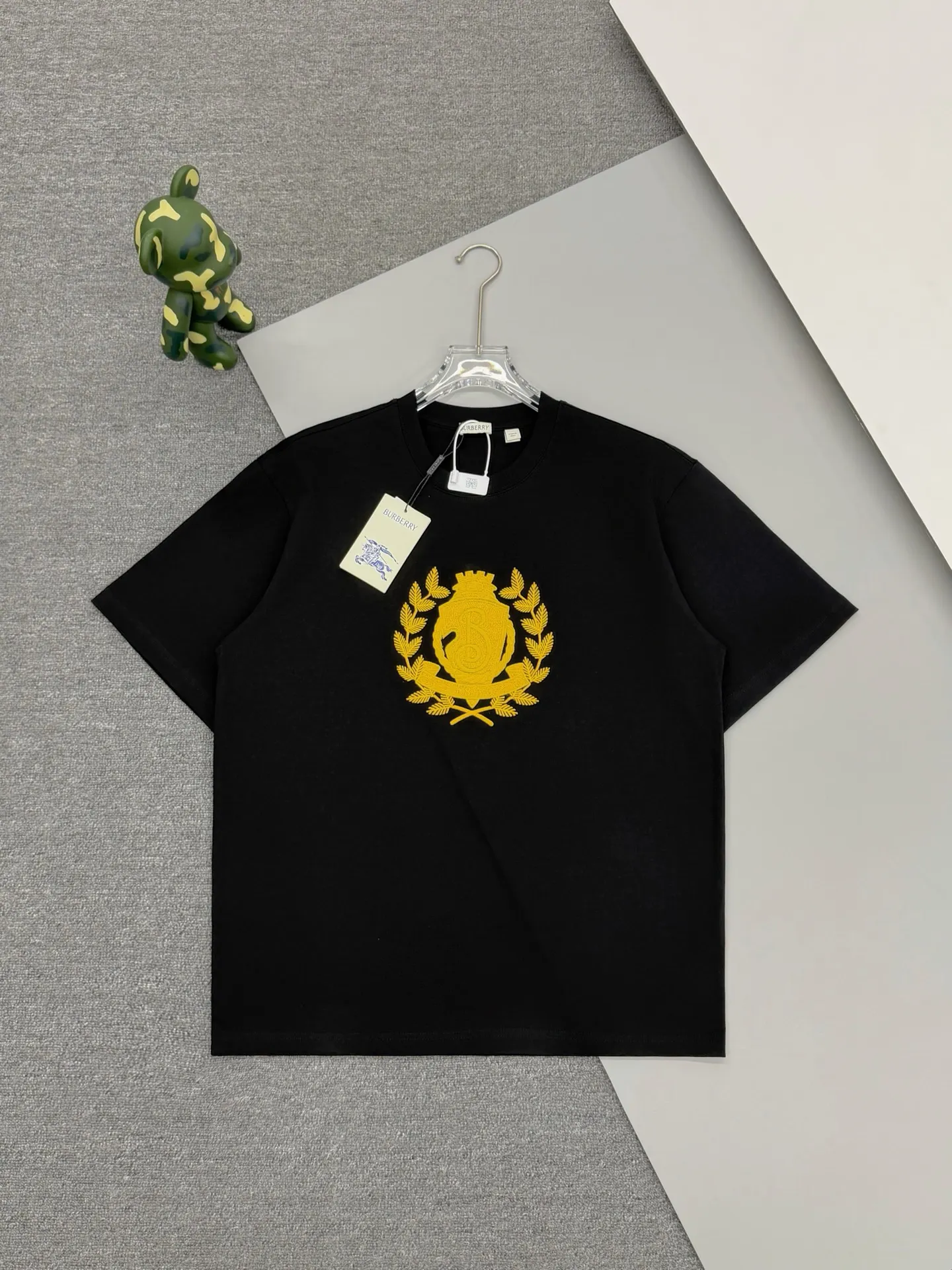 Embroidered Crest Cotton Jersey T-Shirt D14013072