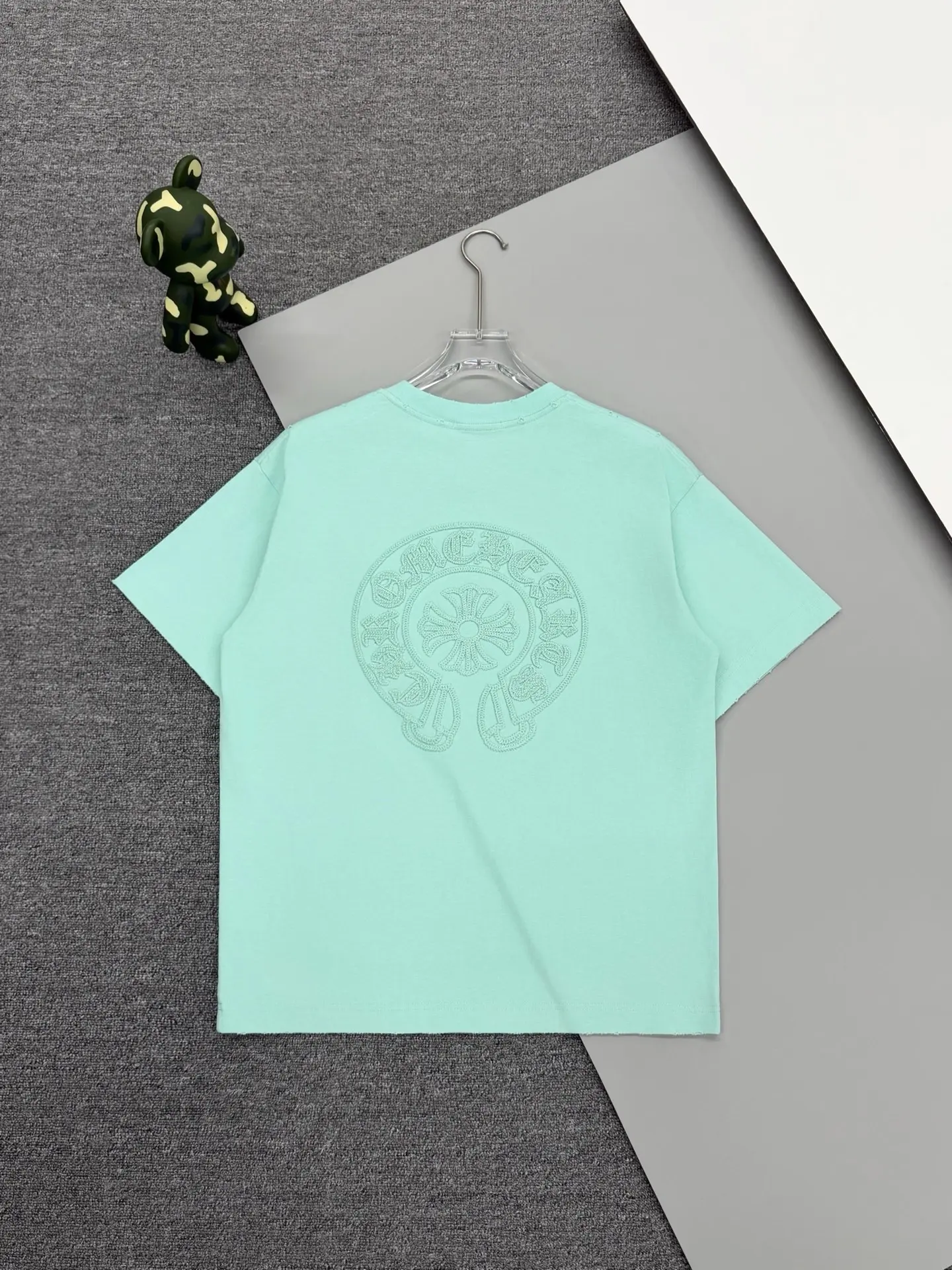 Horseshoe Embroidered Cotton T-Shirt D15013249 — view 2