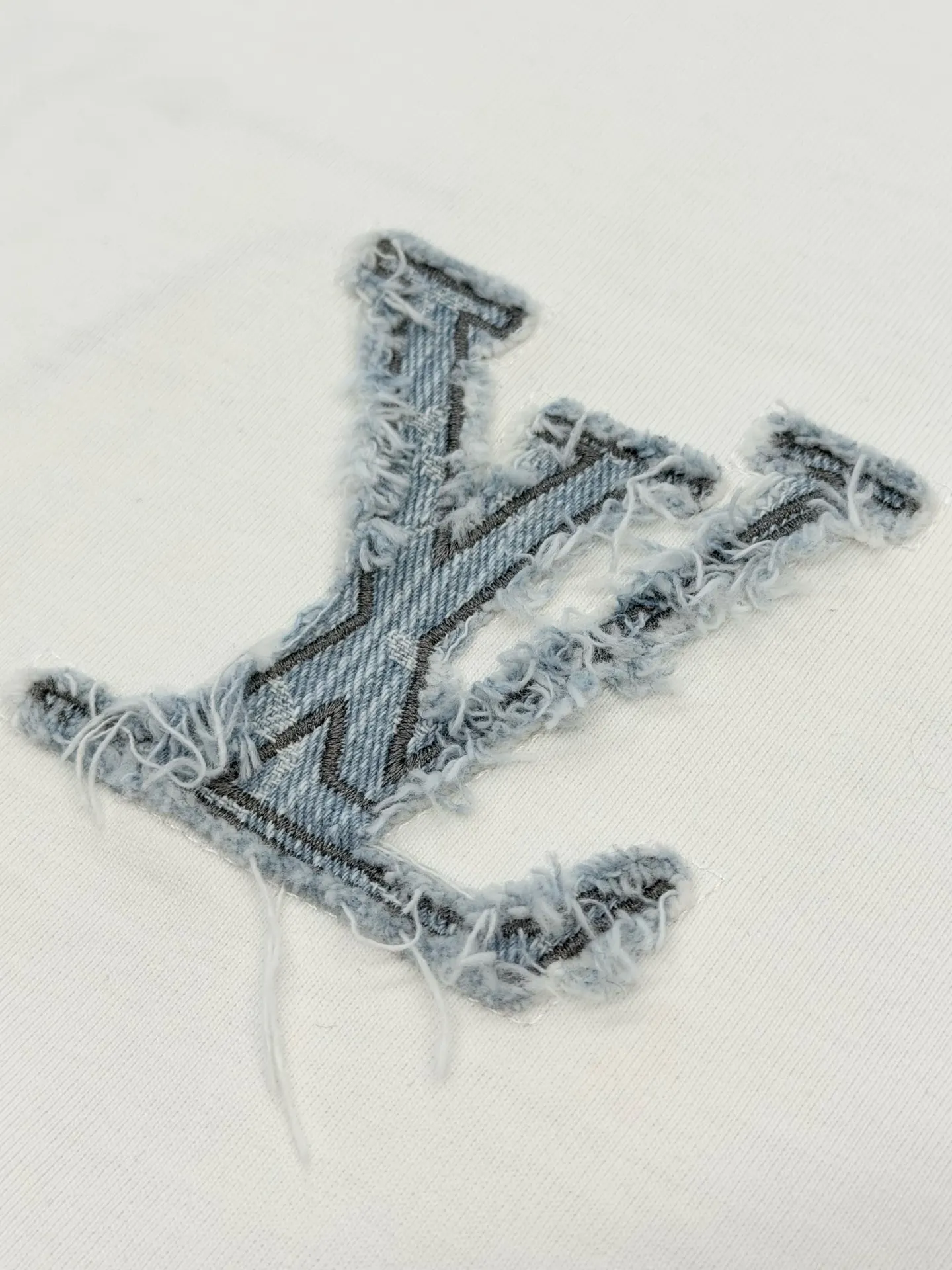Embroidered Logo Cotton T-Shirt D15013246 — view 4