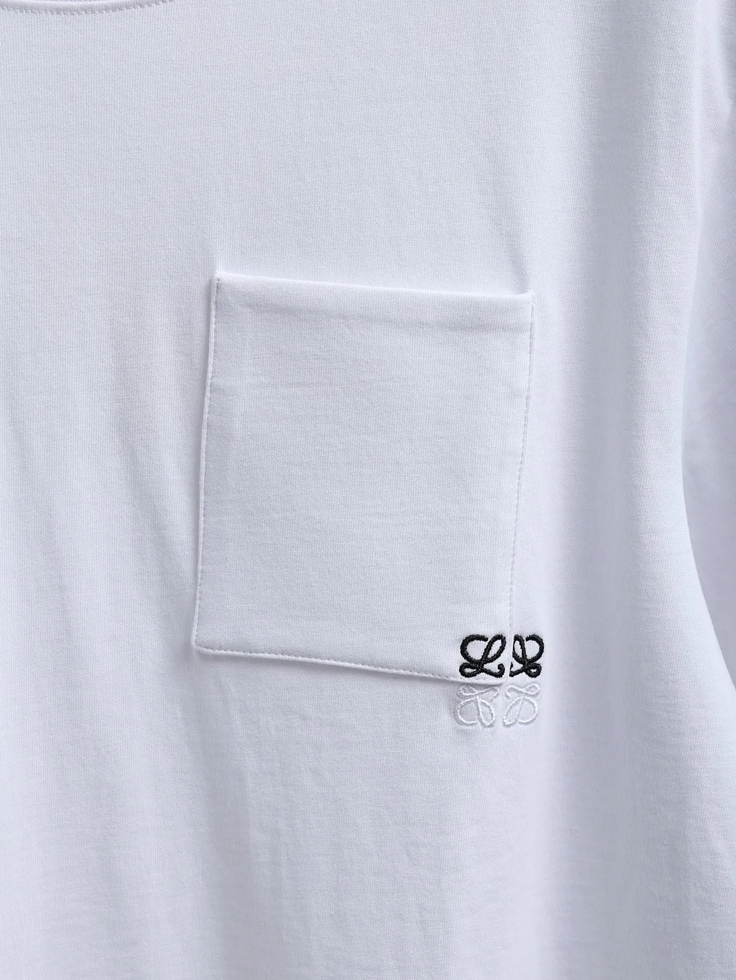 Anagram Embroidered Pocket T-Shirt D16020616 — view 3