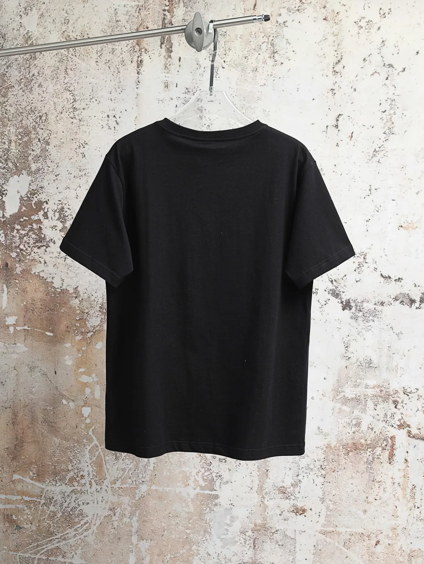 Anagram Embroidered Pocket T-Shirt D16020614 — view 2
