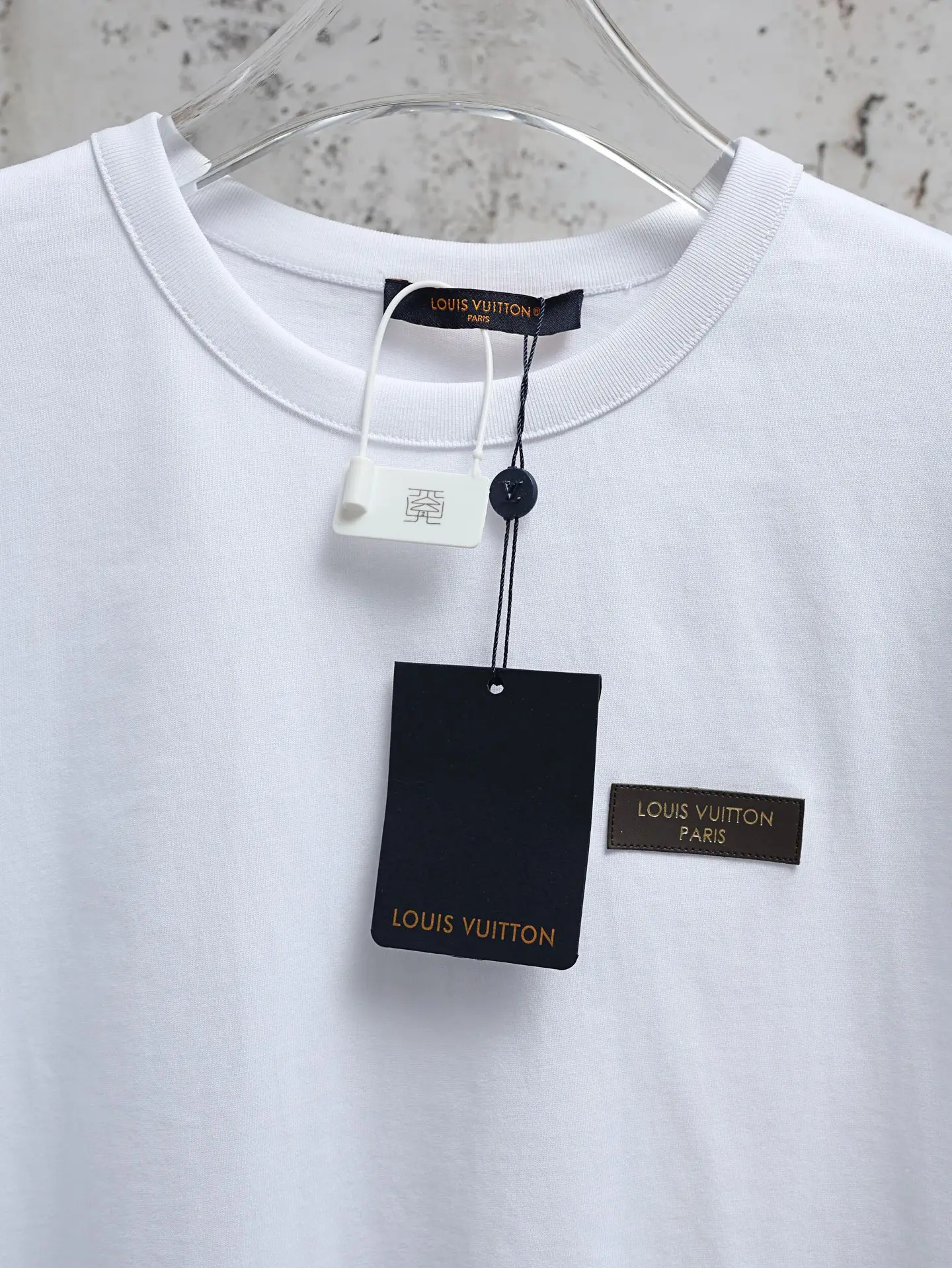 Leather Patch Cotton Crew-Neck T-Shirt D16020626 — view 3