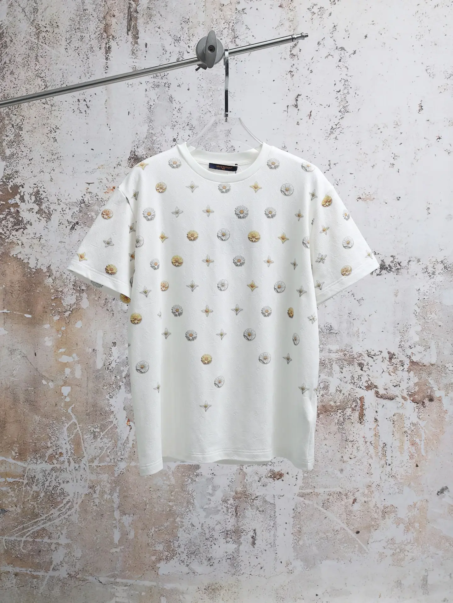 Blooming Monogram Flowers Jacquard T-Shirt D19020639