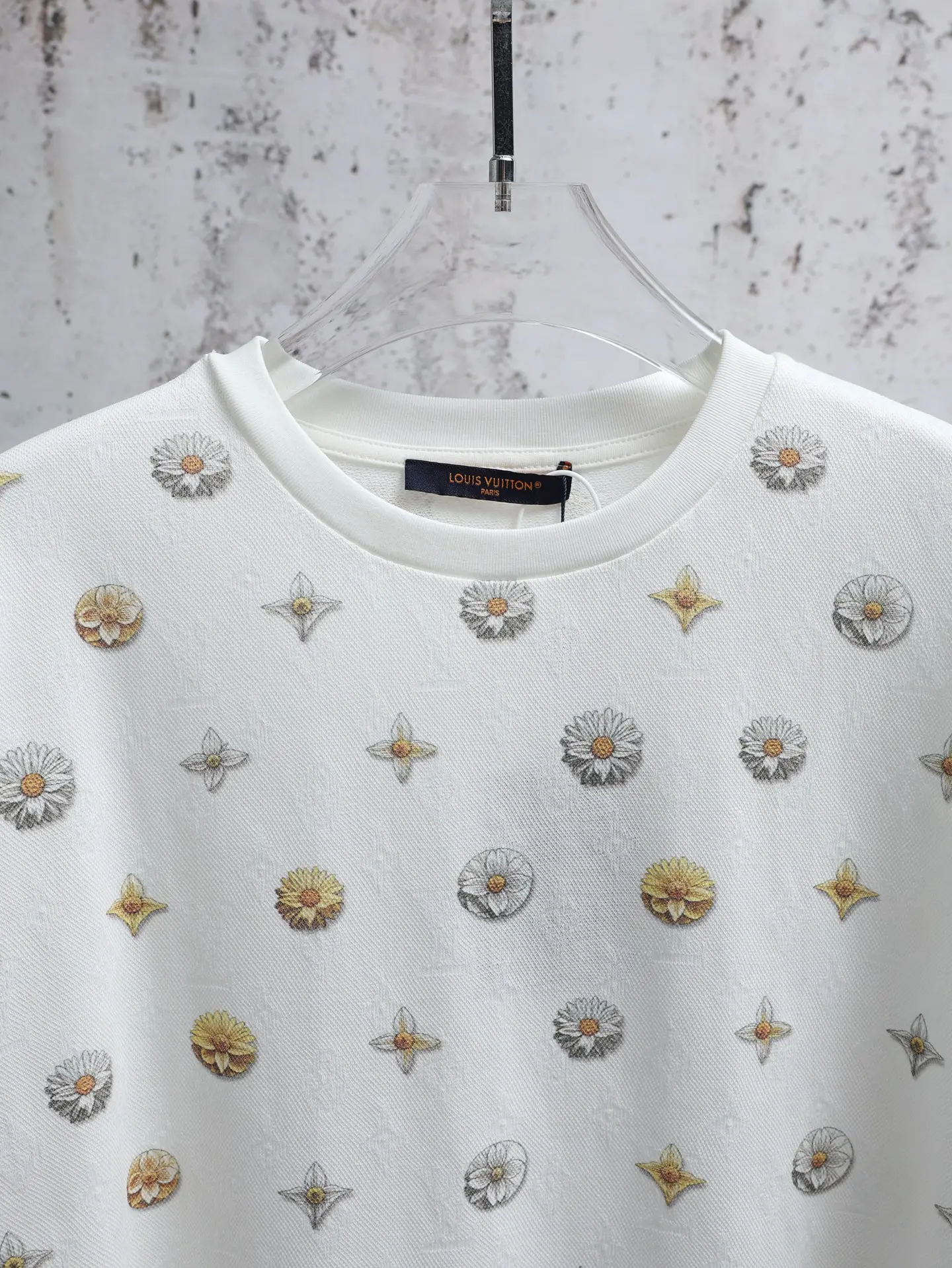 Blooming Monogram Flowers Jacquard T-Shirt D19020639 — view 4