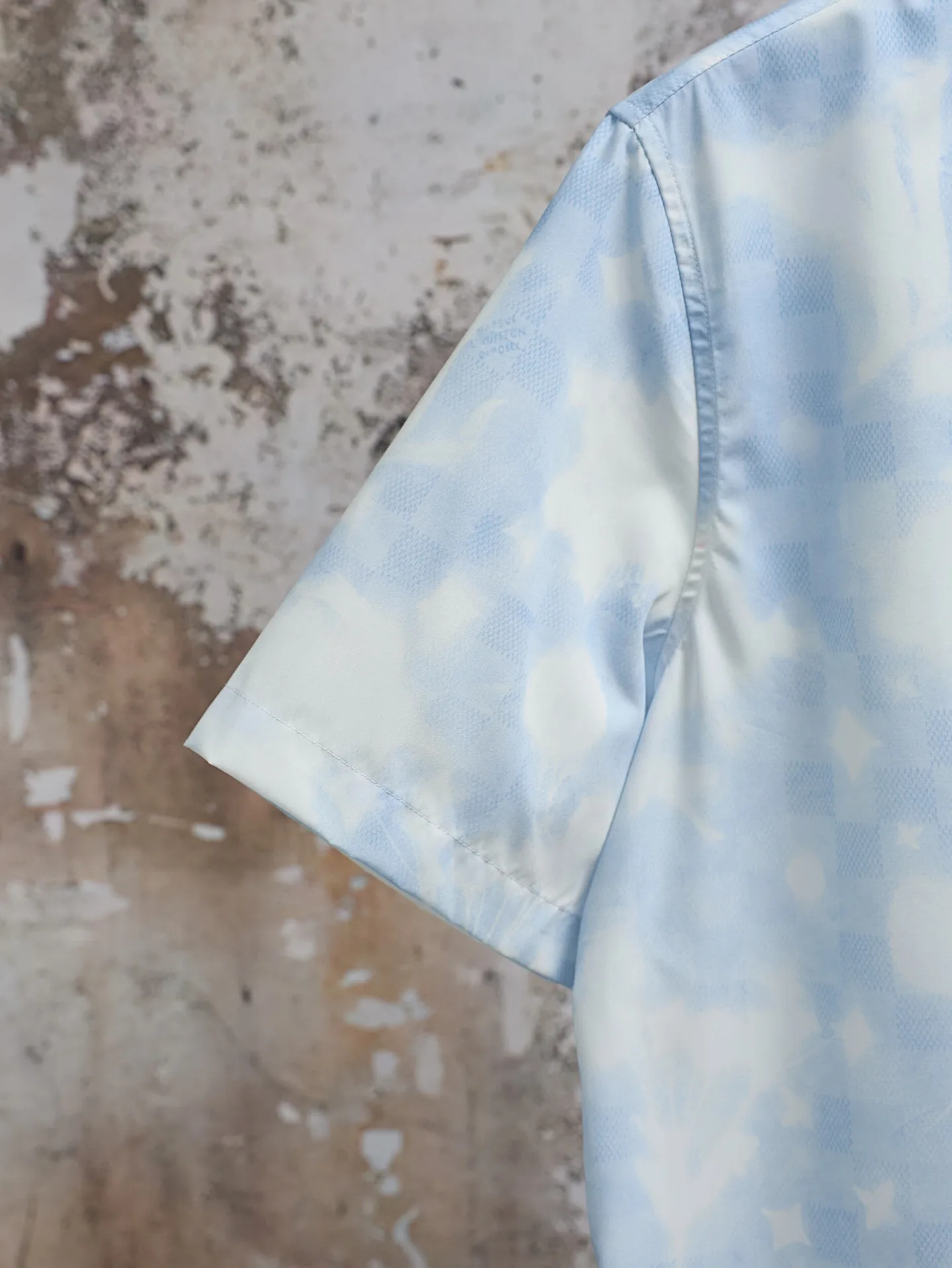 Monogram Cloud Print Short-Sleeve Shirt D23020631 — view 8