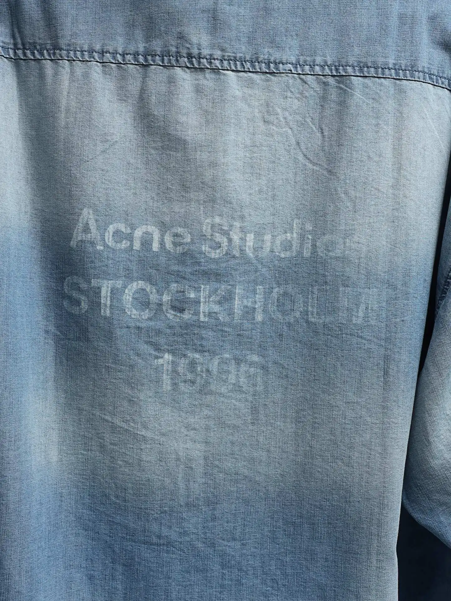 1996 Logo-Button Cotton-Linen Shirt D25520625 — view 4