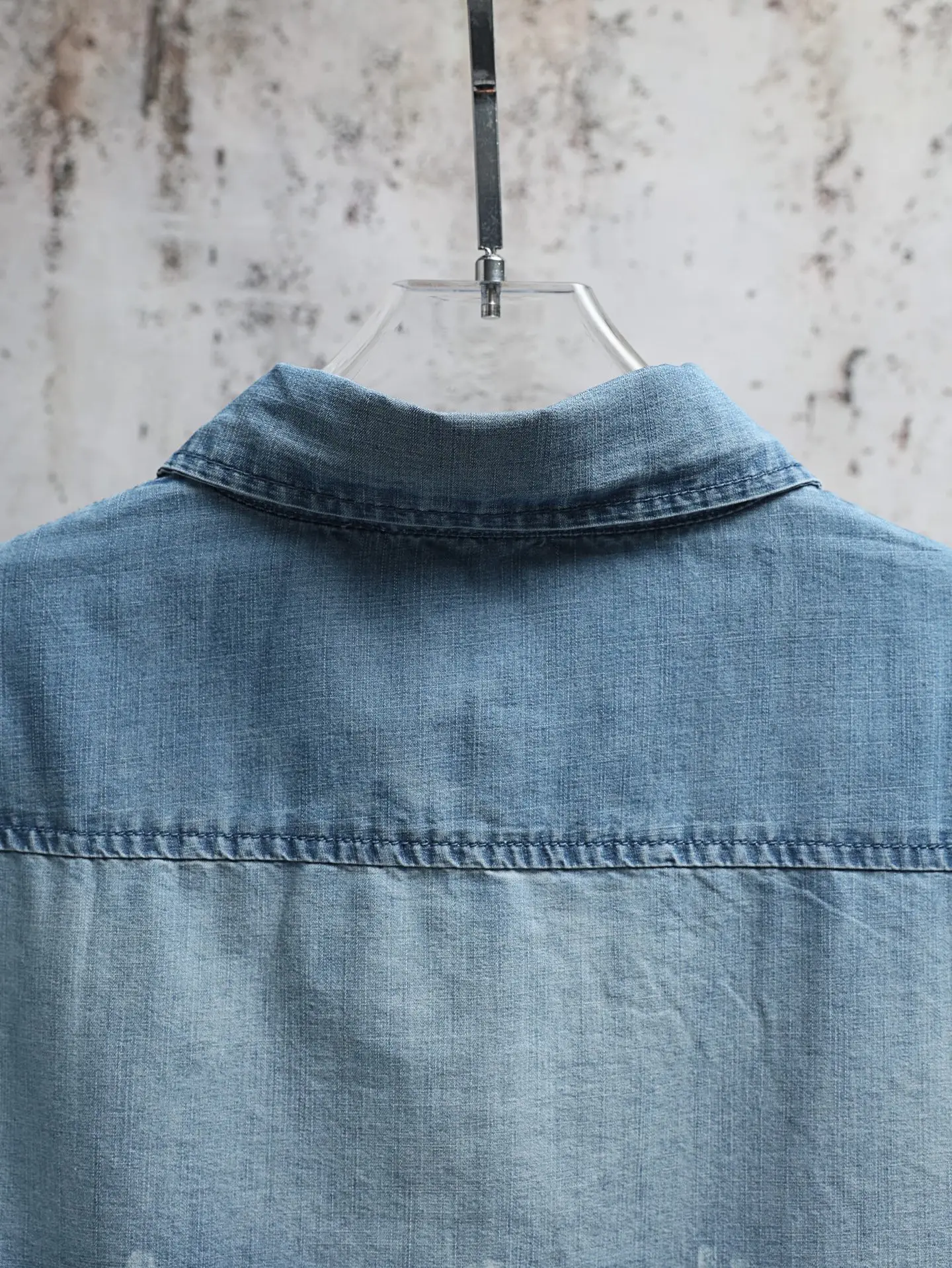 1996 Logo-Button Cotton-Linen Shirt D25520625 — view 6