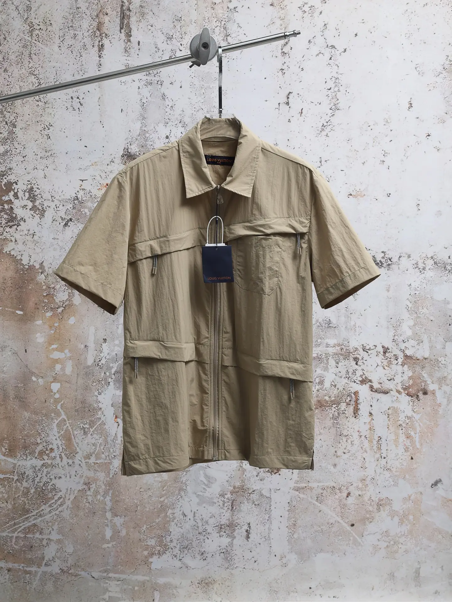 Embroidered Zip-Up Short-Sleeved Camp Shirt D25520640