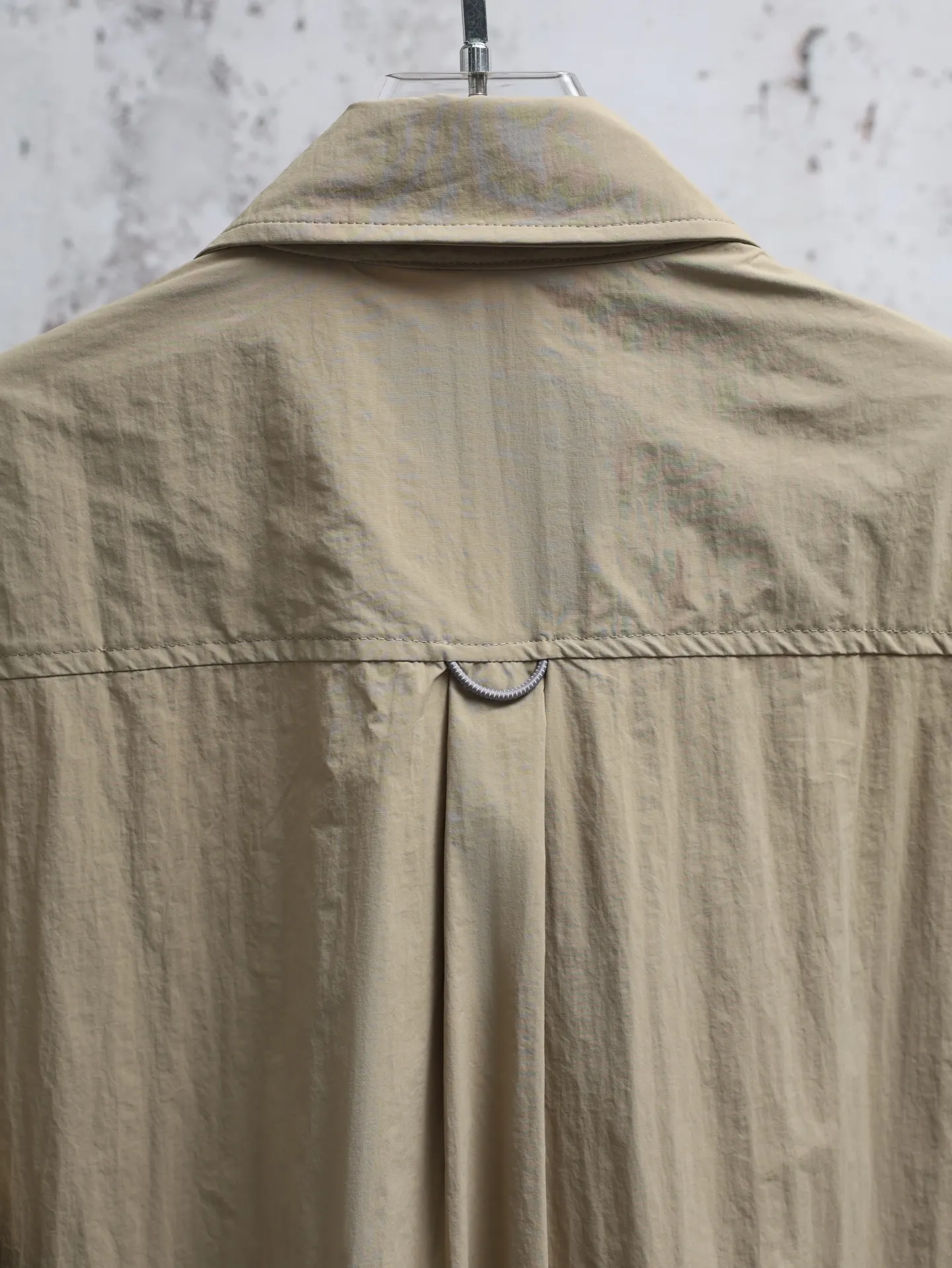 Embroidered Zip-Up Short-Sleeved Camp Shirt D25520640 — view 5