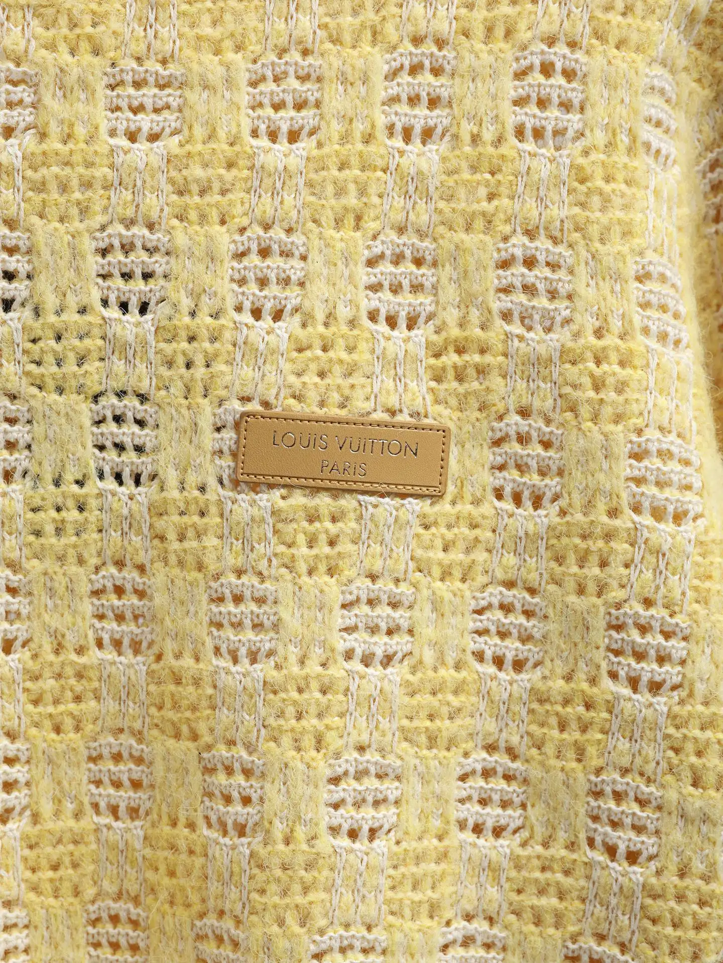 Checkered Open-Knit Cotton and Wool Sweater D29520583 — view 3