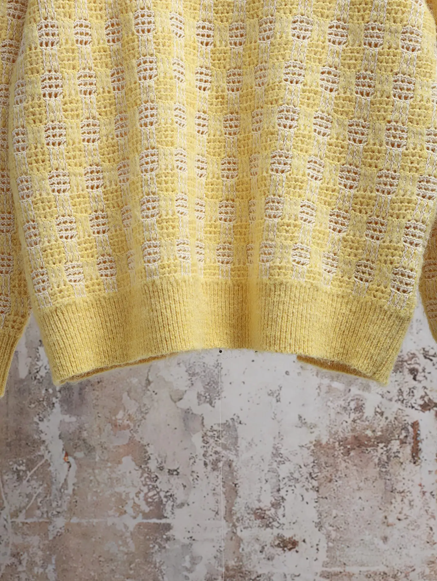Checkered Open-Knit Cotton and Wool Sweater D29520583 — view 6