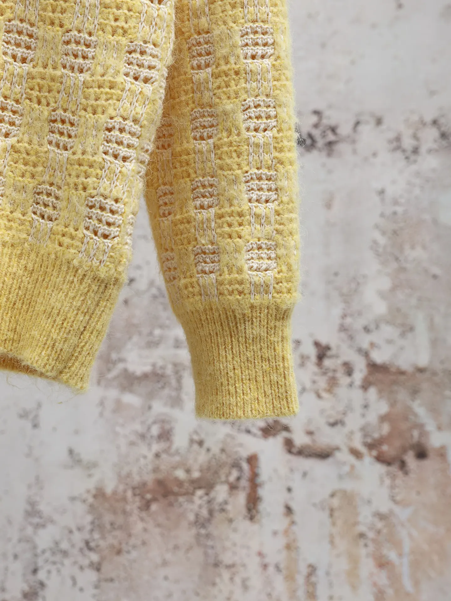 Checkered Open-Knit Cotton and Wool Sweater D29520583 — view 8