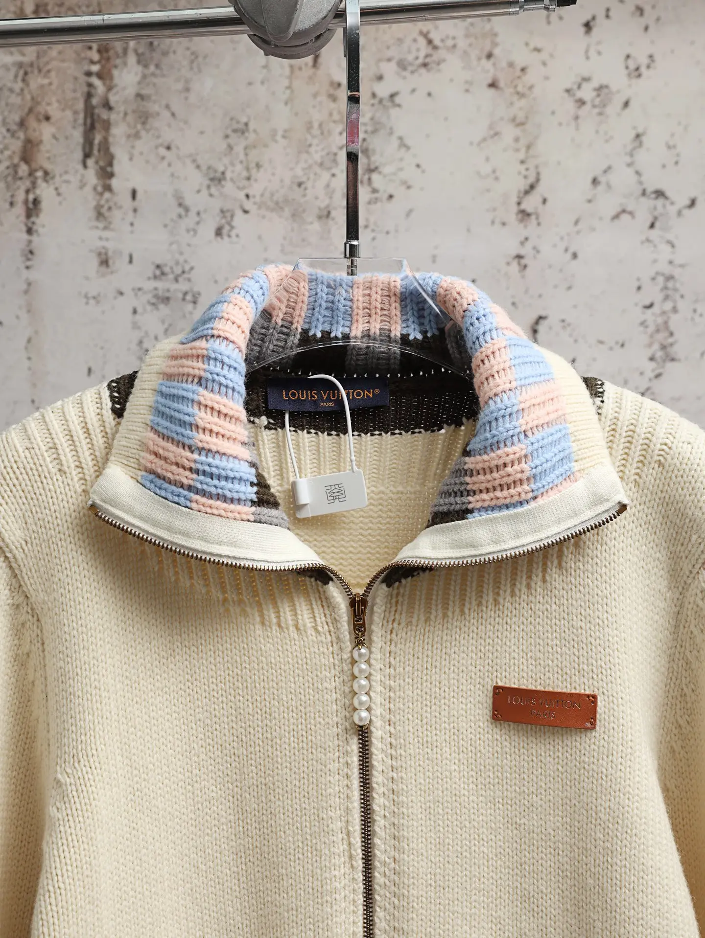Damier Collar Zip-Up Wool Cardigan D34020588 — view 3