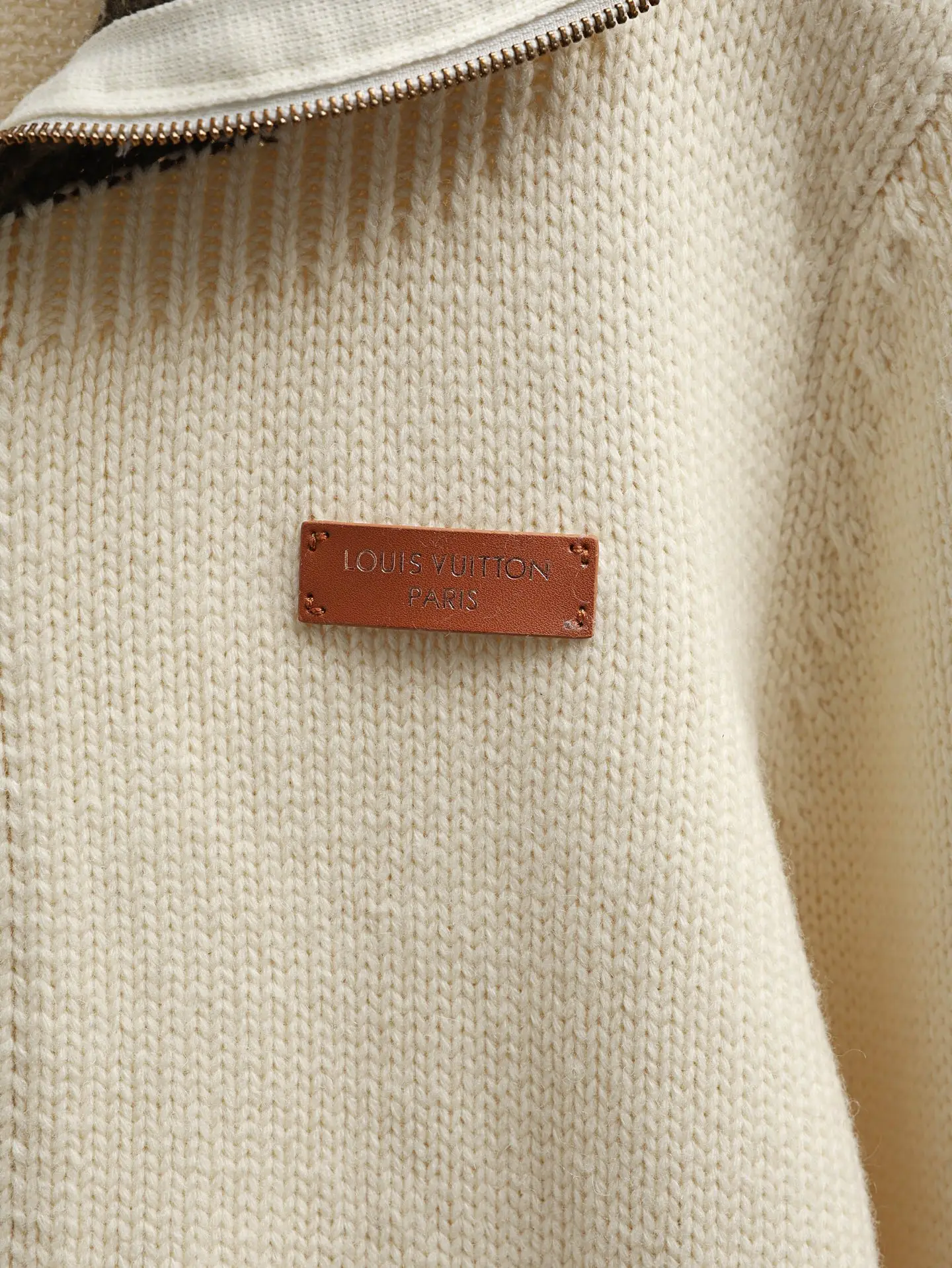Damier Collar Zip-Up Wool Cardigan D34020588 — view 4