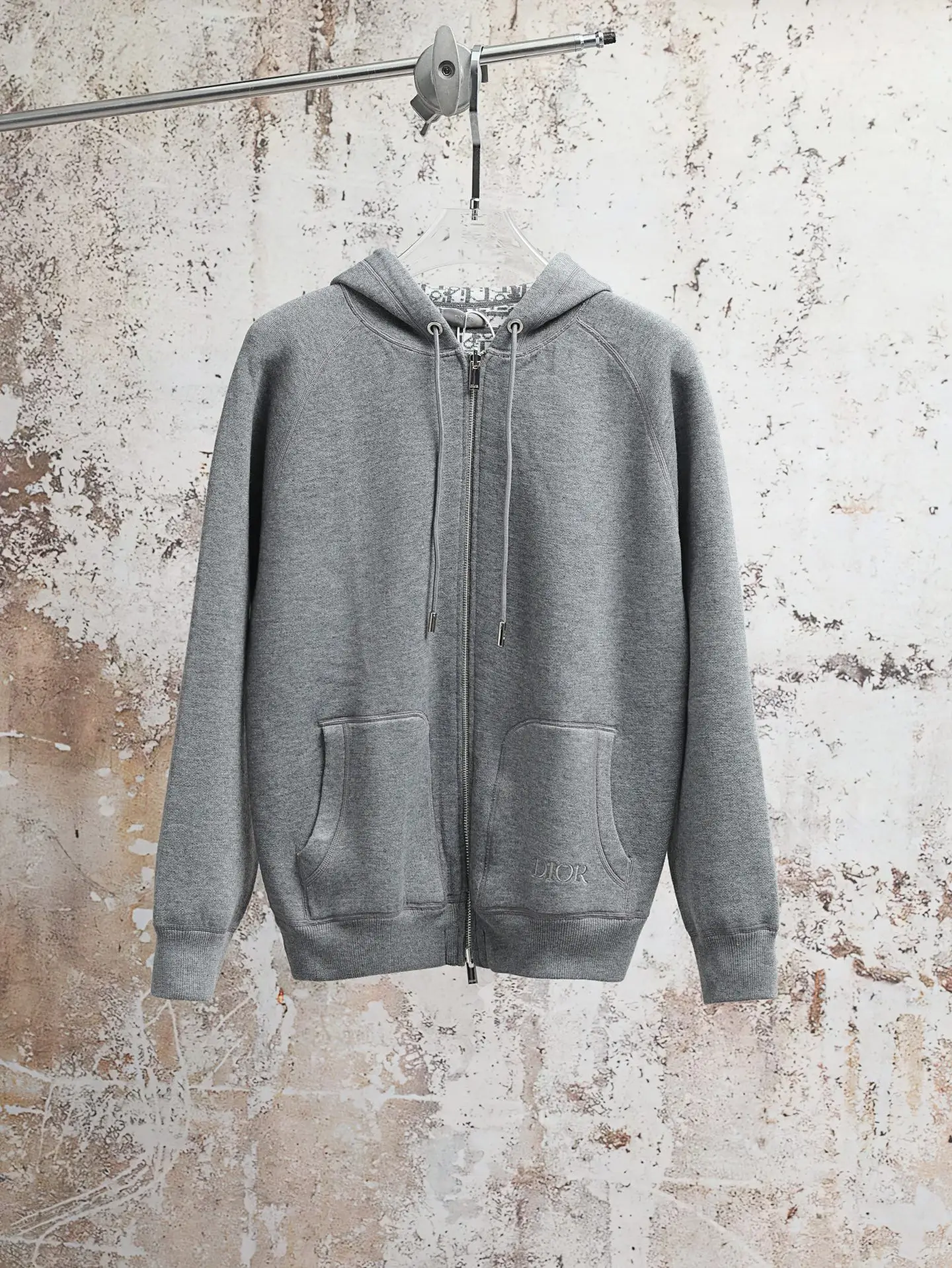Oblique Lining Zip-Up Hoodie D34520601