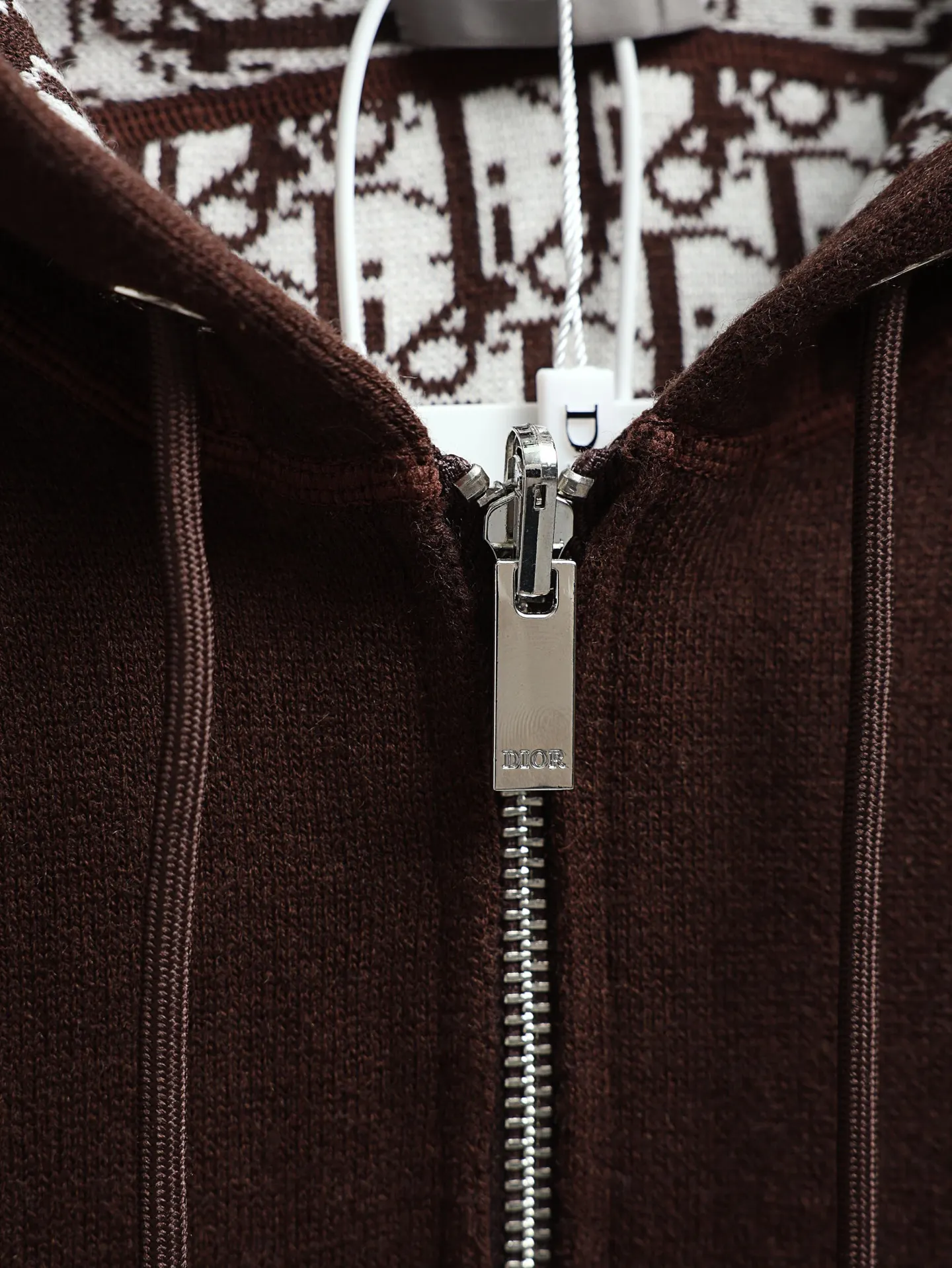 Oblique Lining Zip-Up Hooded Sweatshirt D34520602 — view 4