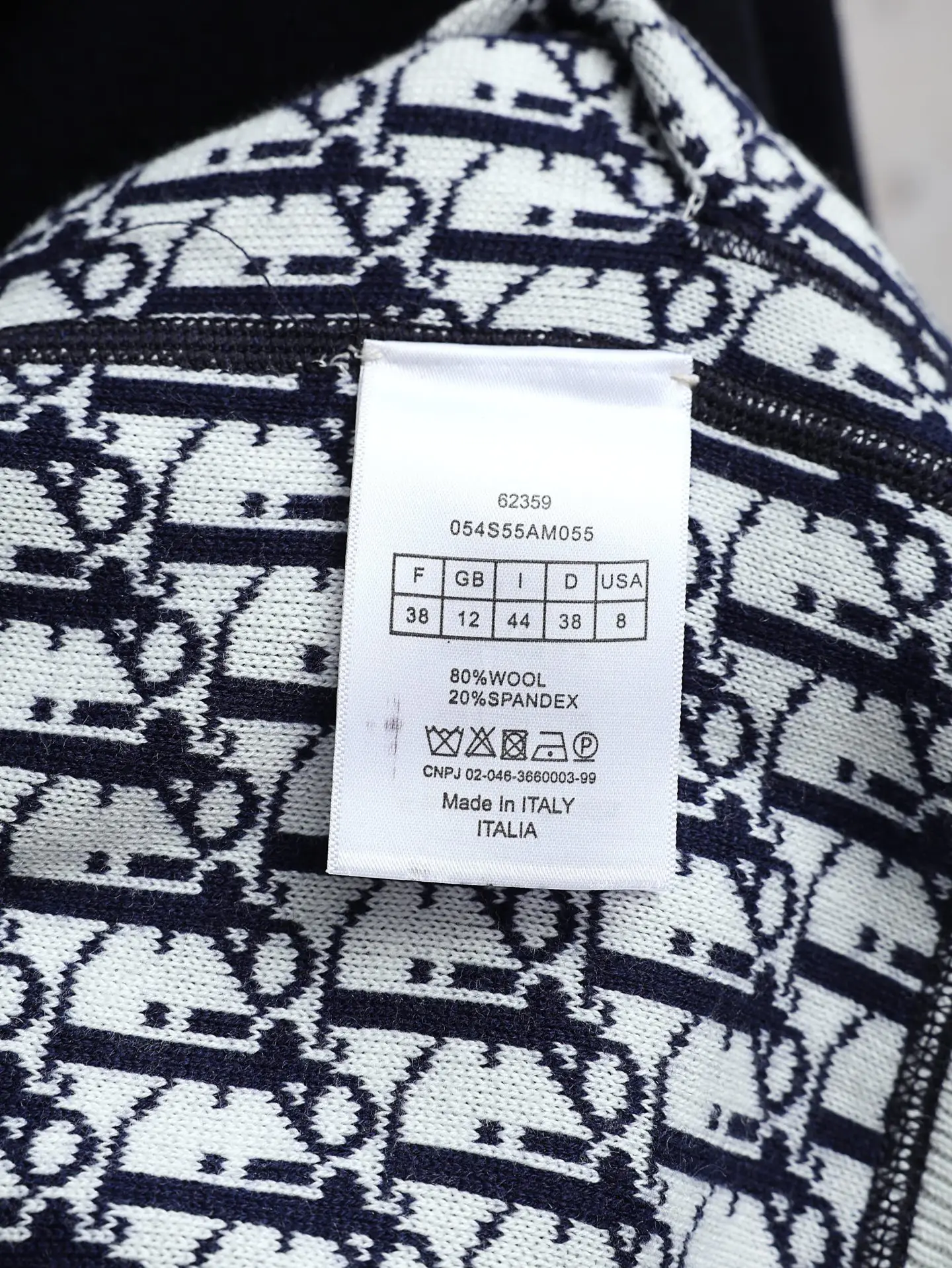 Oblique Lined Zip-Up Hooded Jacket D34520598 — view 10