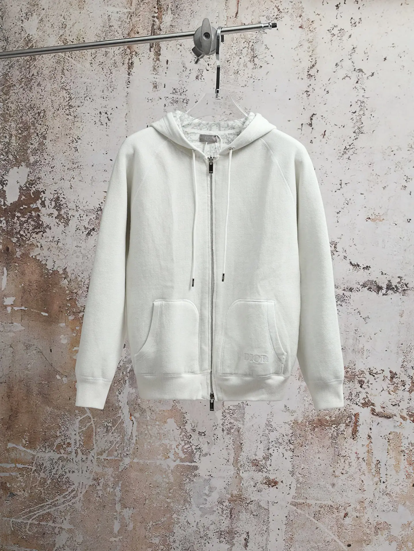 Oblique Lining Zip-Up Hooded Sweatshirt D34520600