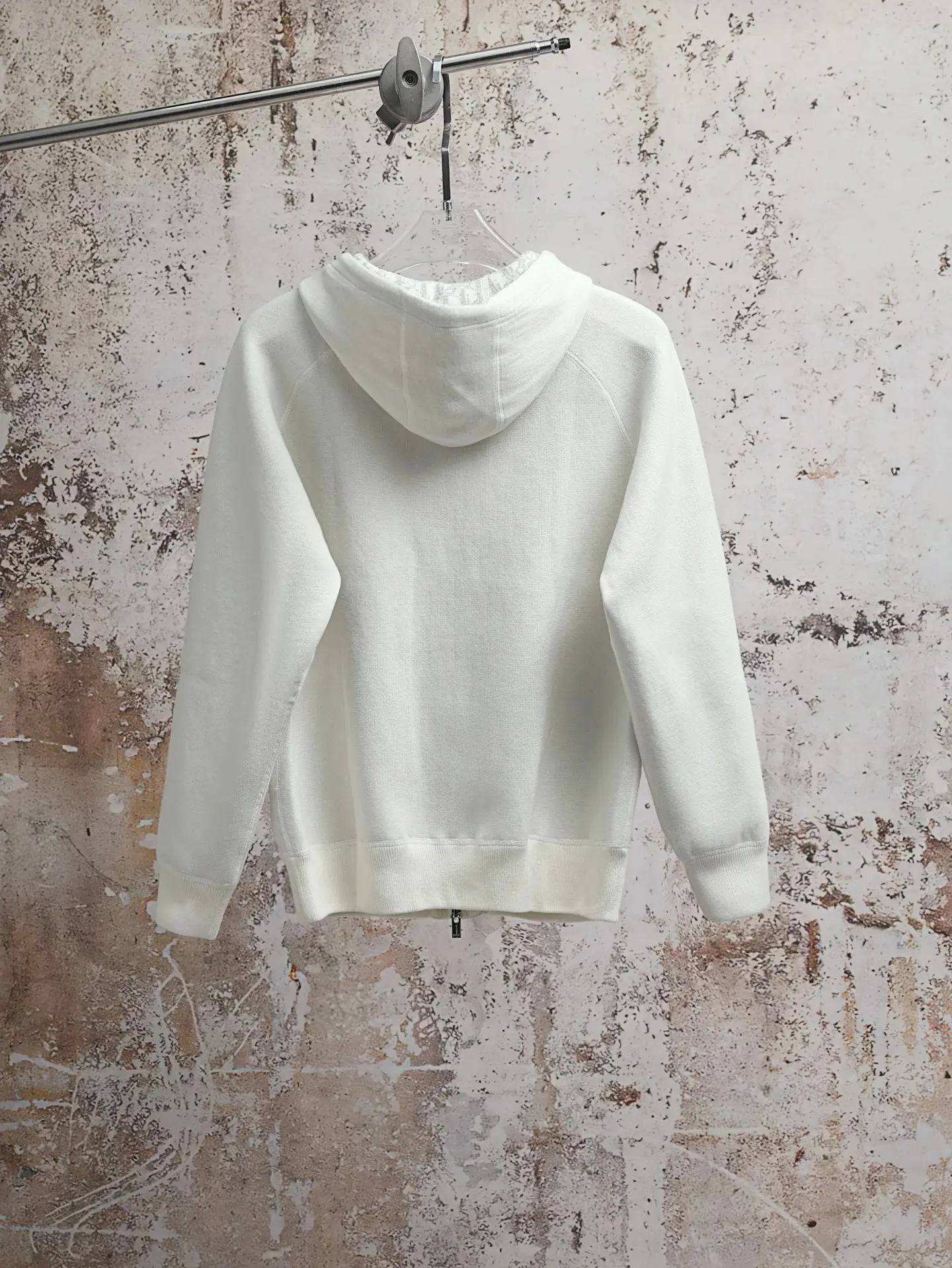 Oblique Lining Zip-Up Hooded Sweatshirt D34520600 — view 2