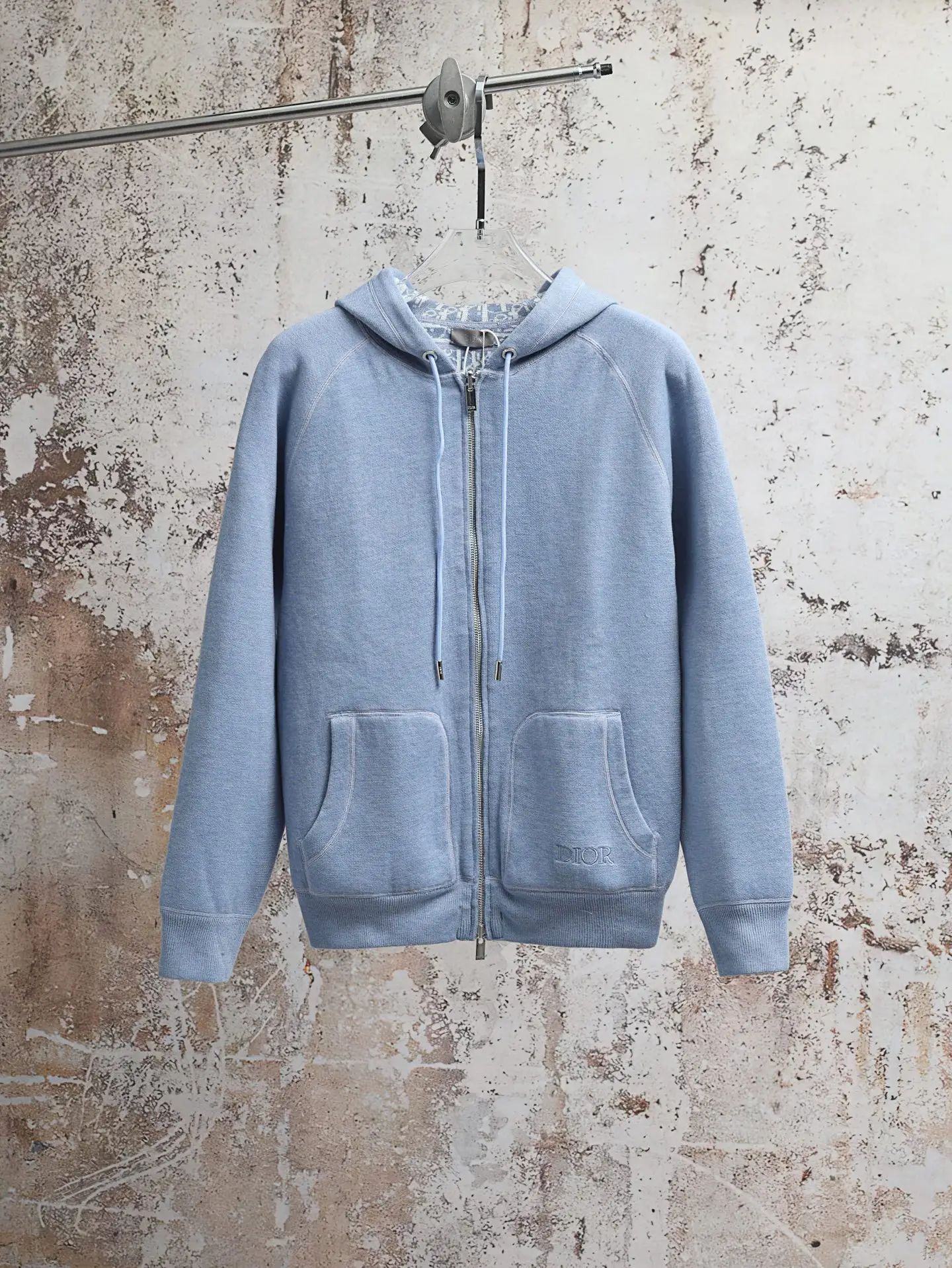 Oblique Lining Zip-Up Hooded Sweatshirt D34520599