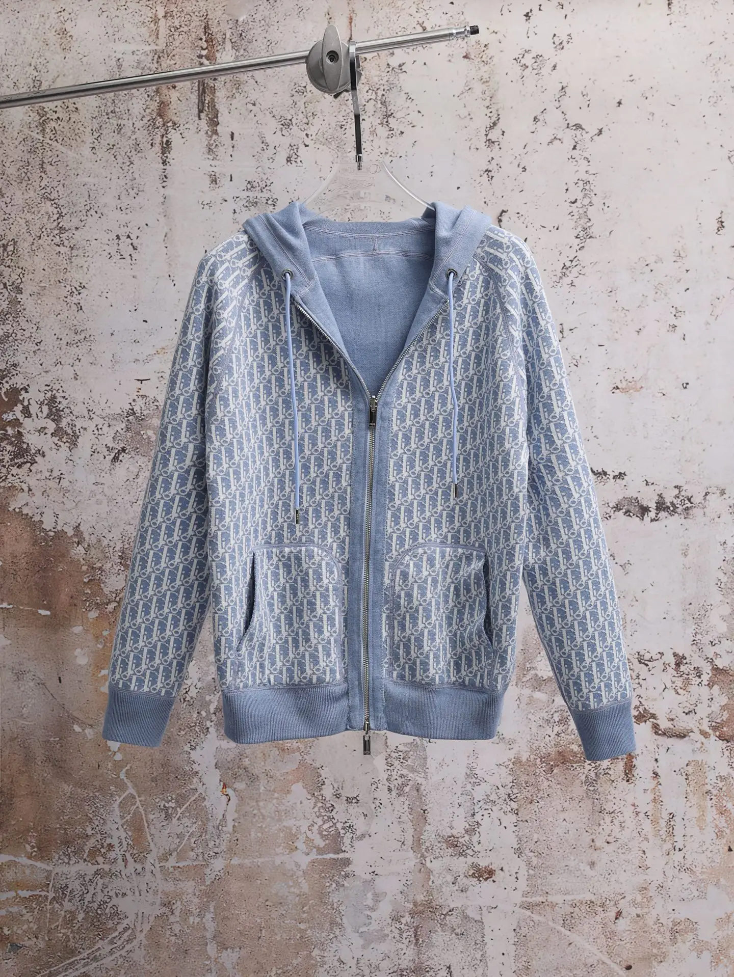 Oblique Lining Zip-Up Hooded Sweatshirt D34520599 — view 3
