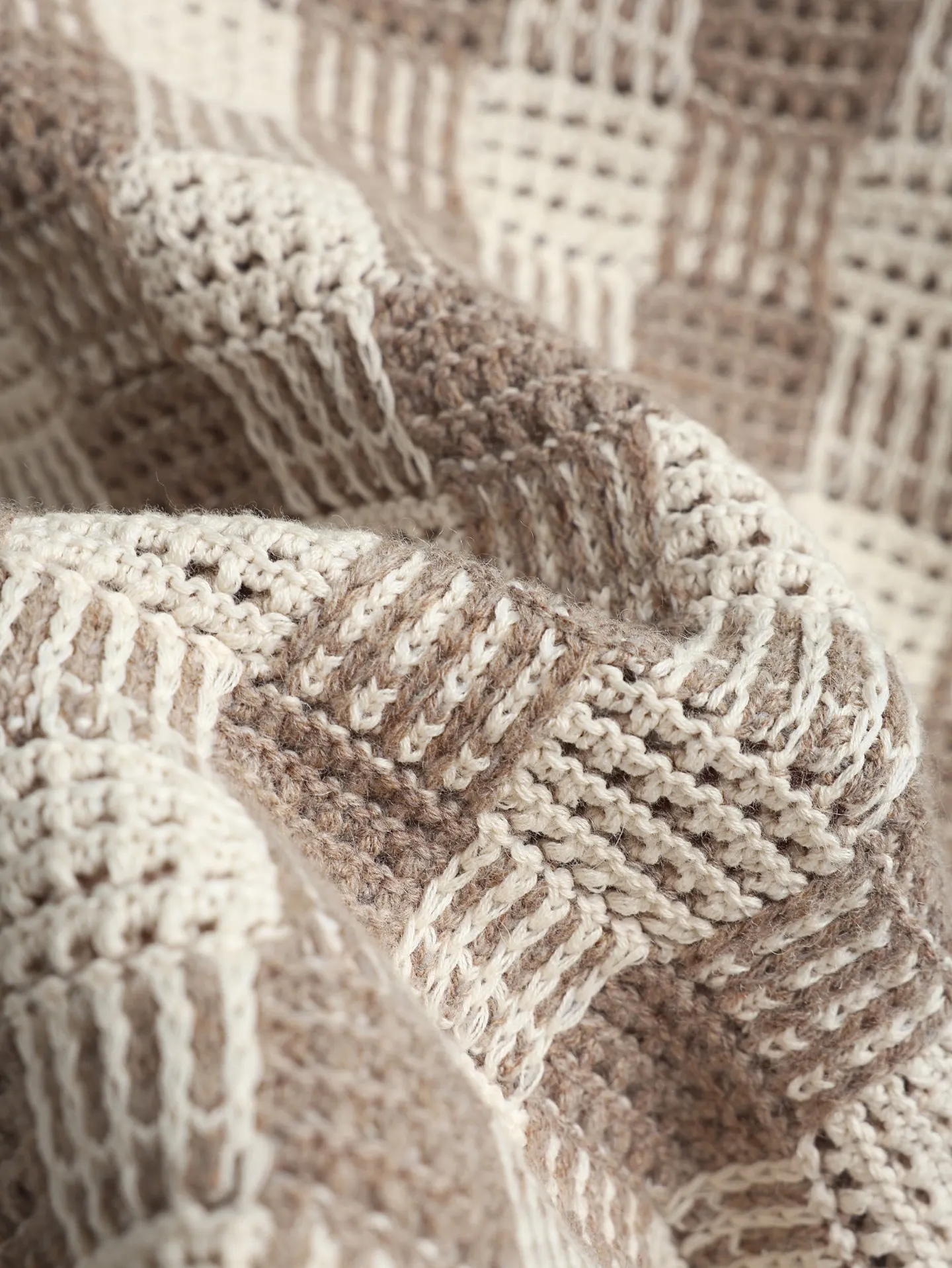 Damier Crochet Knit Cardigan D34520590 — view 8