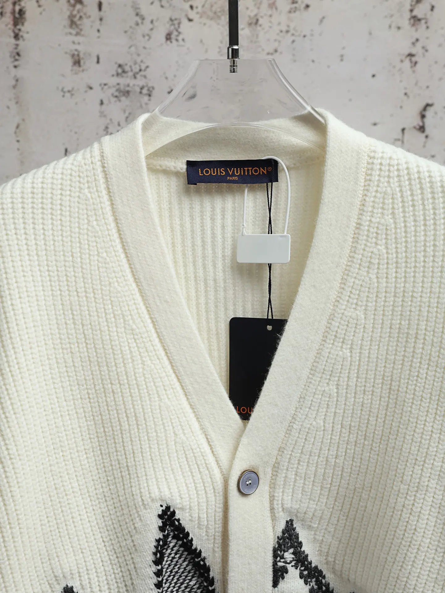 Monogram Intarsia Wool V-Neck Cardigan D35520605 — view 4