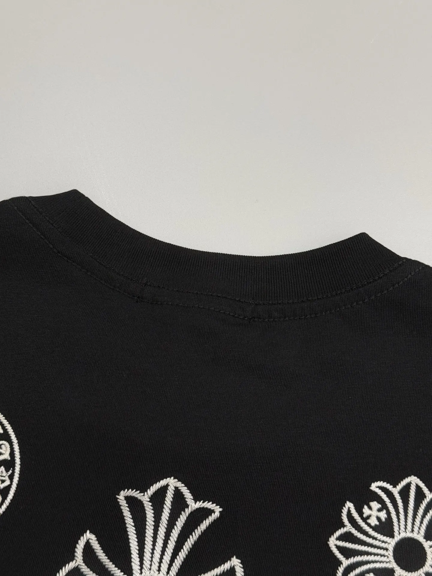 Embroidered Logo Cotton T-Shirt D13513263 — view 7