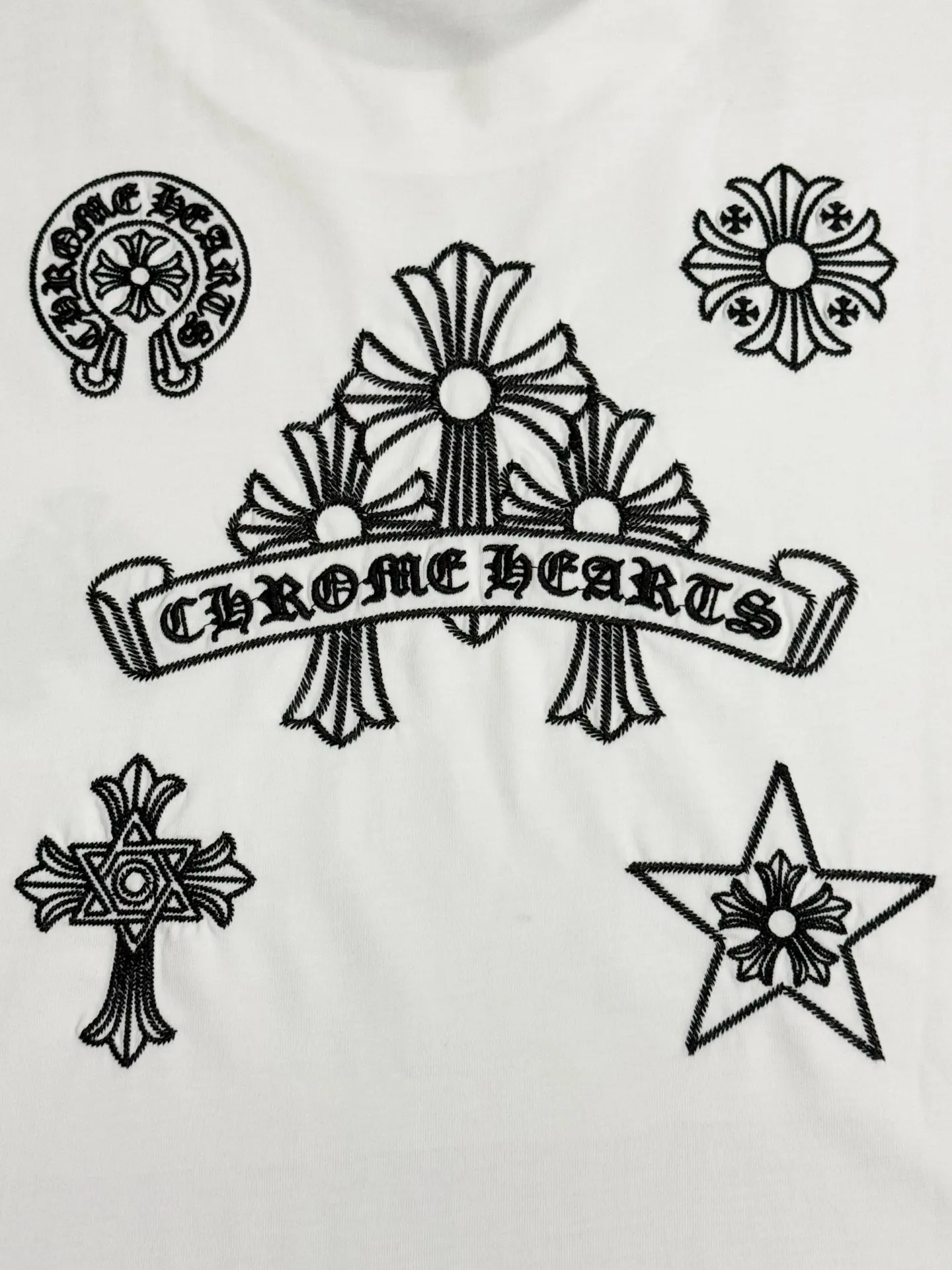 Embroidered Logo Cotton T-Shirt D13513262 — view 8
