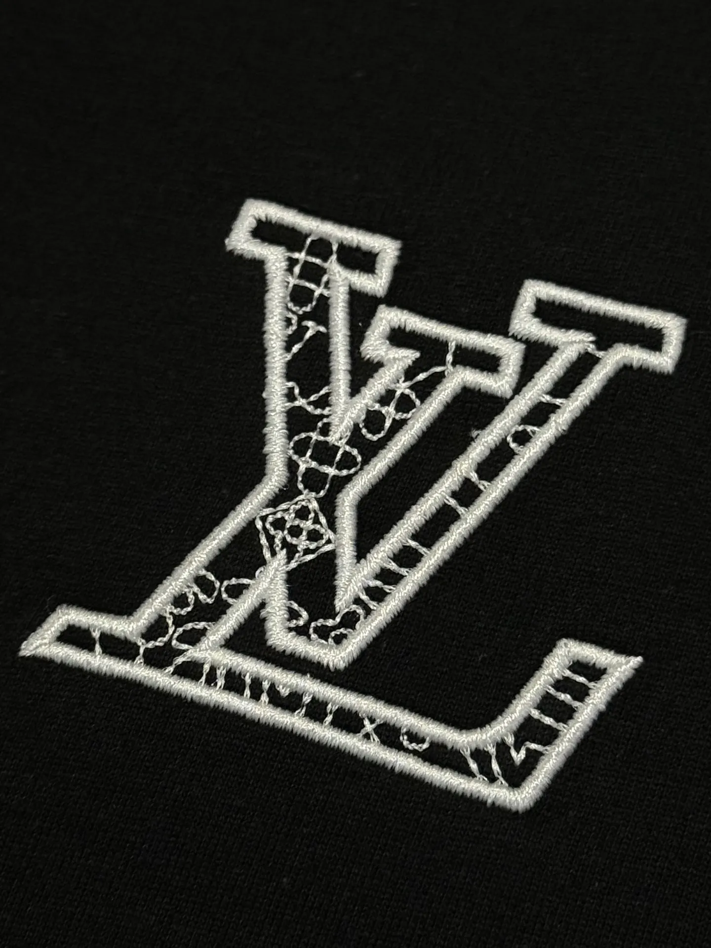 Logo Embroidered Cotton T-Shirt D13513074 — view 5