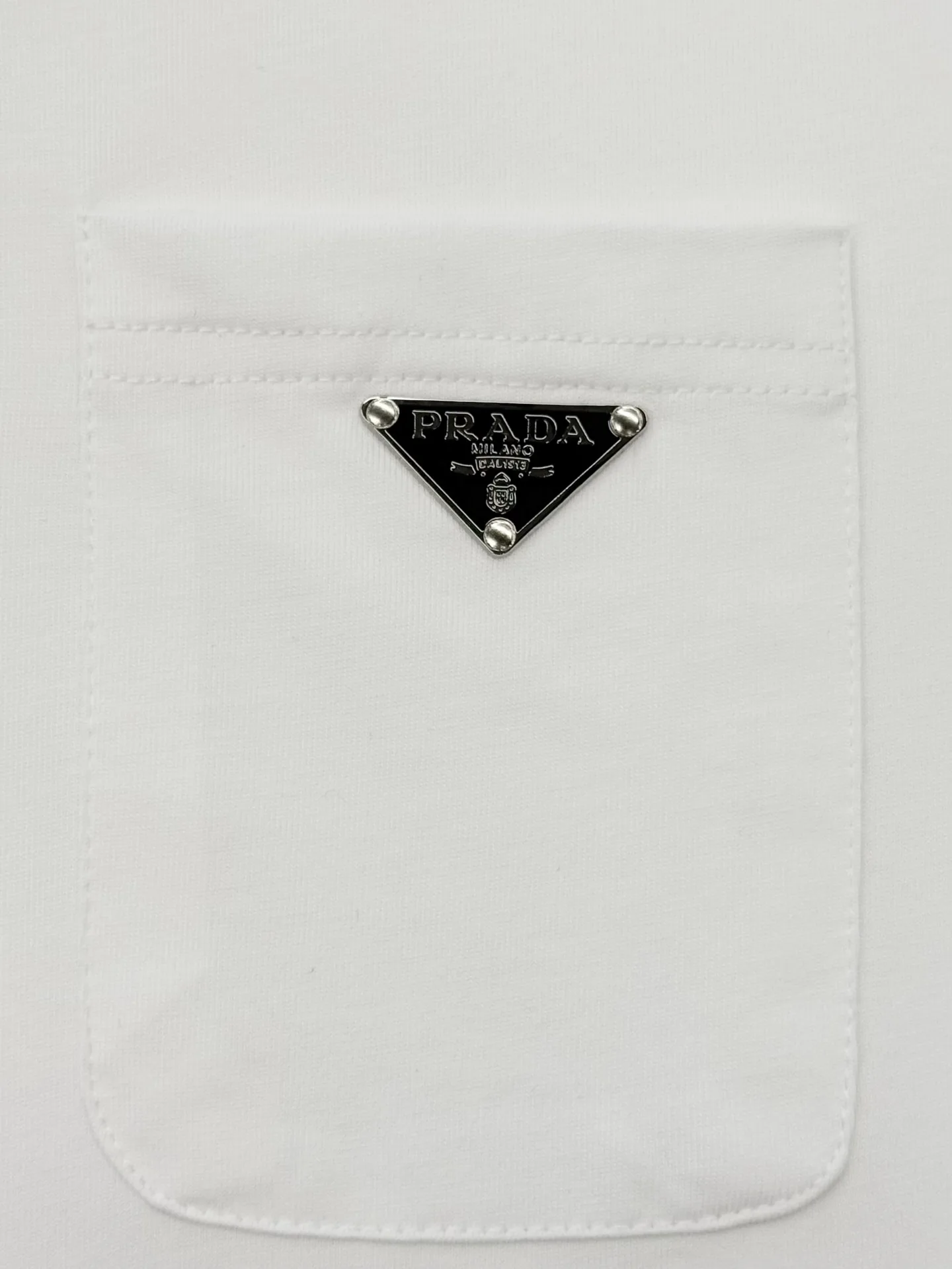 Logo-Embellished Cotton Pocket T-Shirt D13513099 — view 4