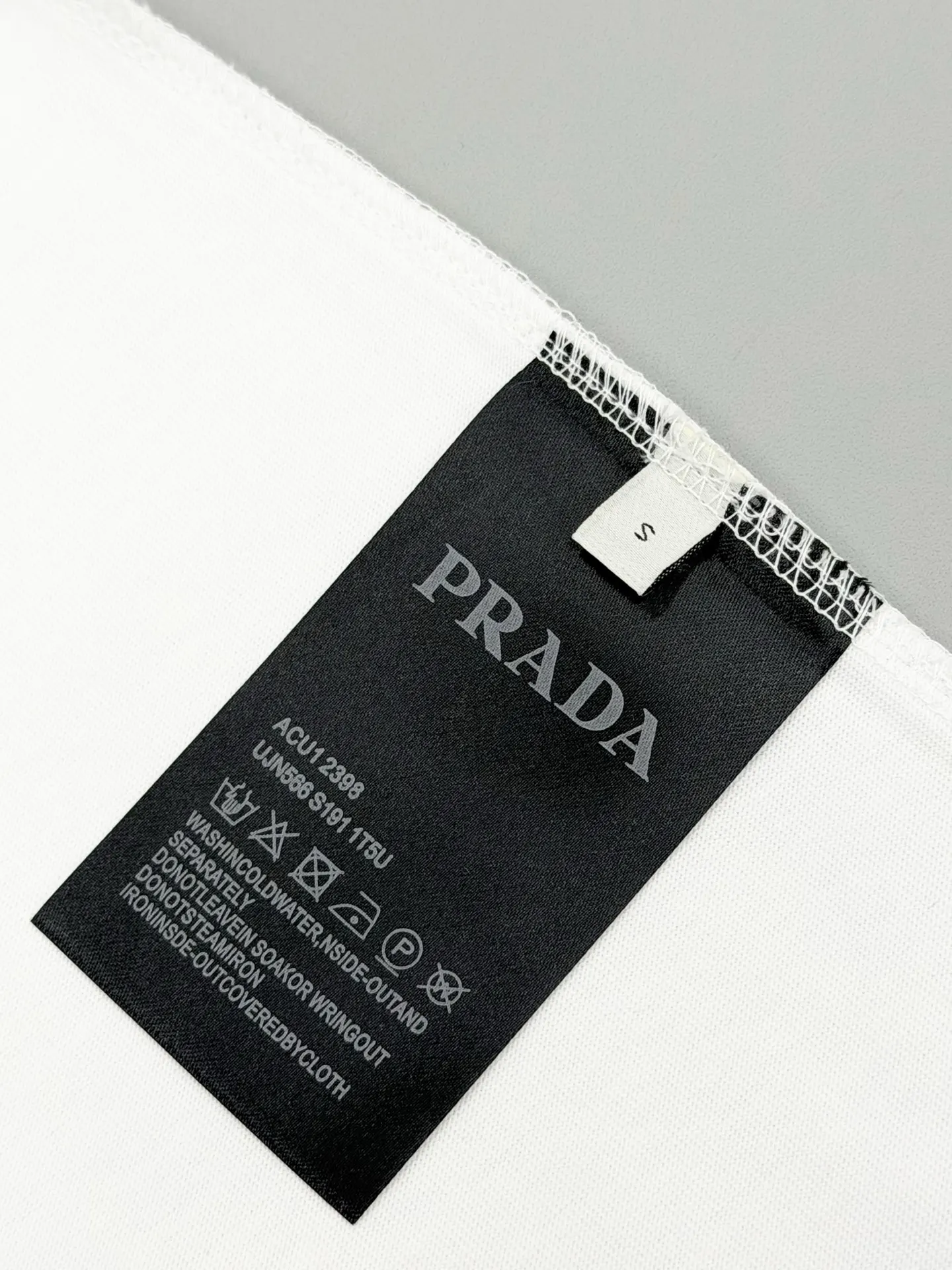 Embroidered Logo Cotton T-Shirt D13513380 — view 8