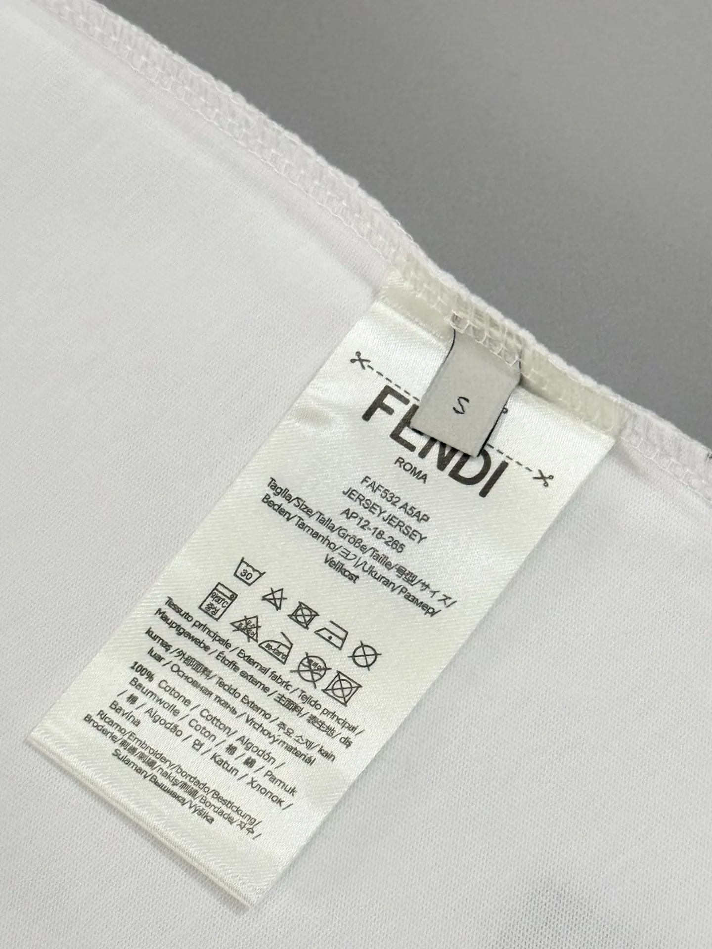 Embroidered Graphic Cotton T-Shirt D13513091 — view 6