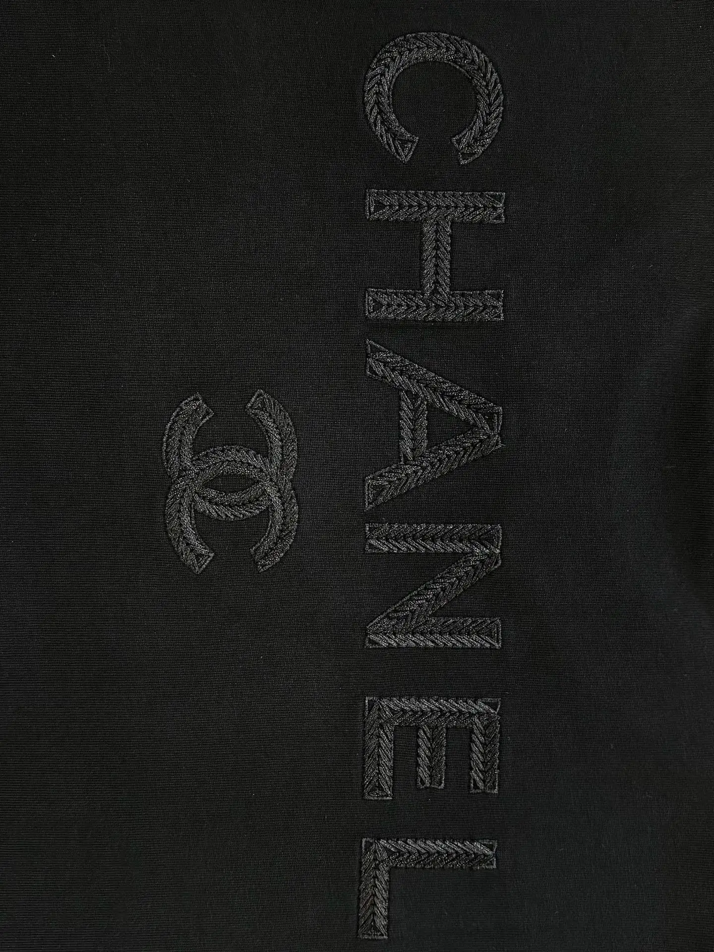 Embroidered Logo Cotton T-Shirt D13513355 — view 6