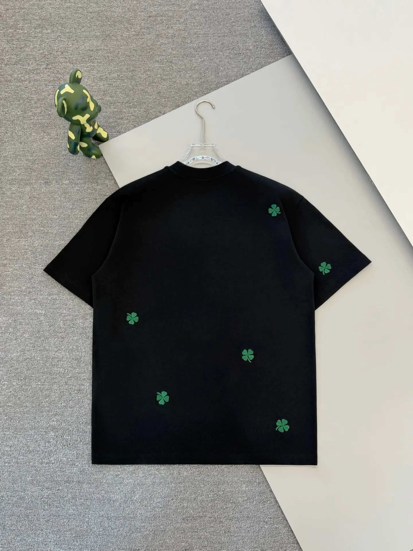 Dior Clover Embroidered Cotton T-Shirt D14013254 — view 2