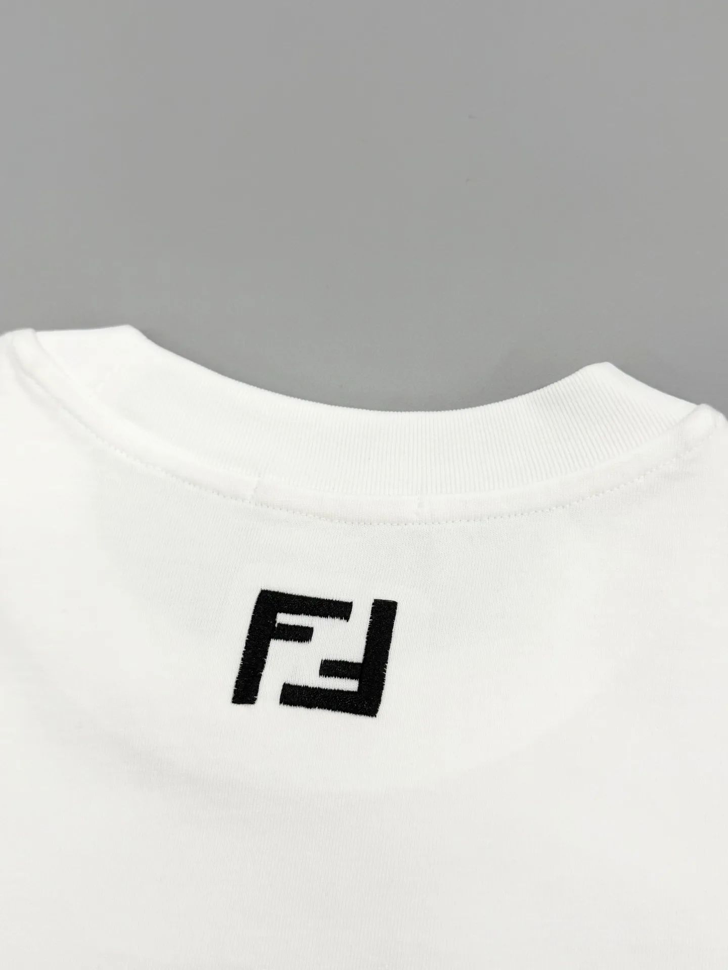Embroidered Logo Cotton T-Shirt D14013251 — view 7