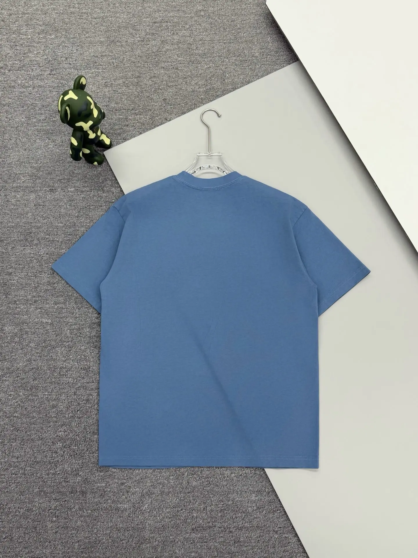 Beaded Logo Embroidery Cotton T-Shirt D15013240 — view 2