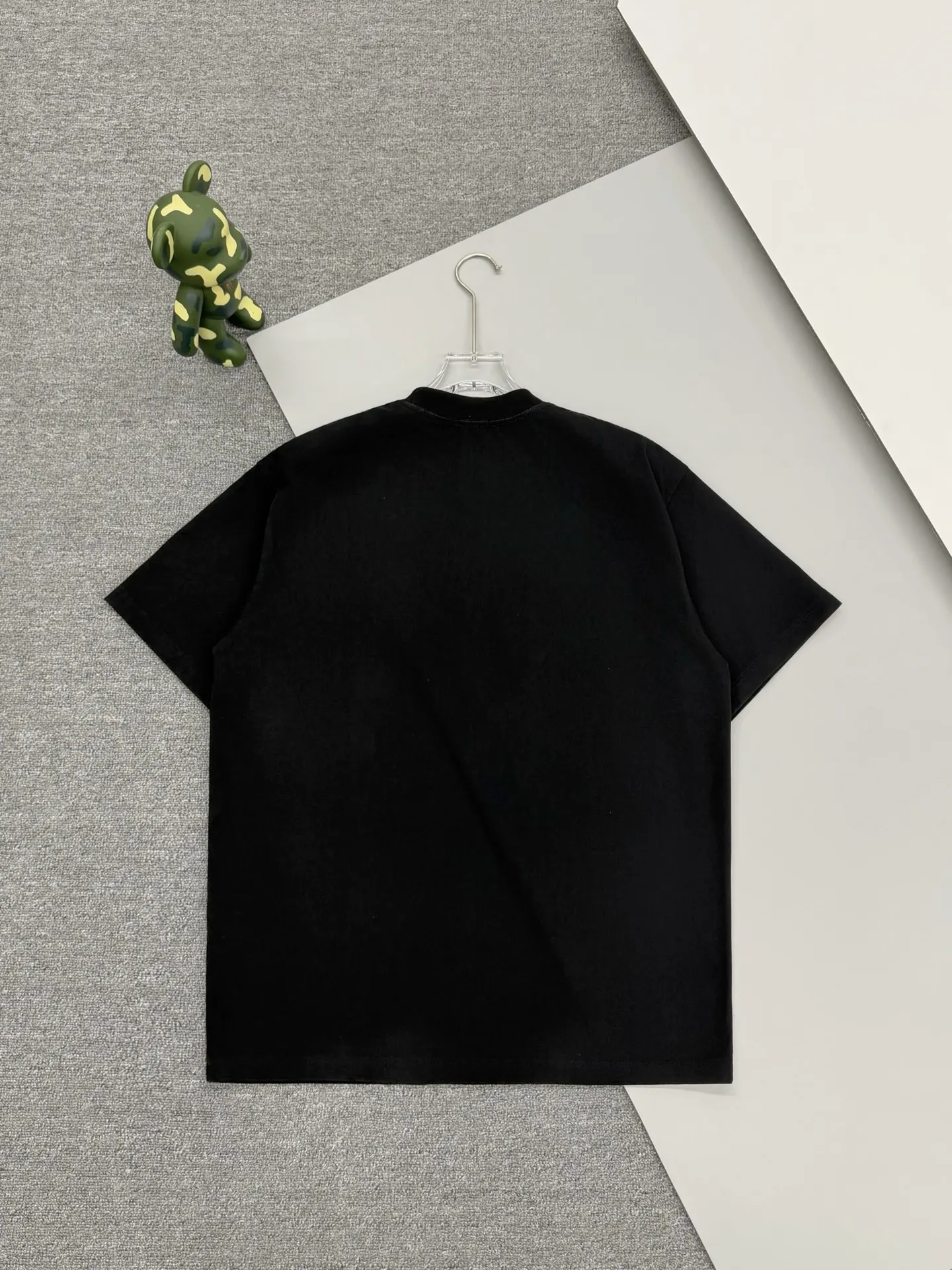 Beaded Logo Embroidery Cotton T-Shirt D15013239 — view 2