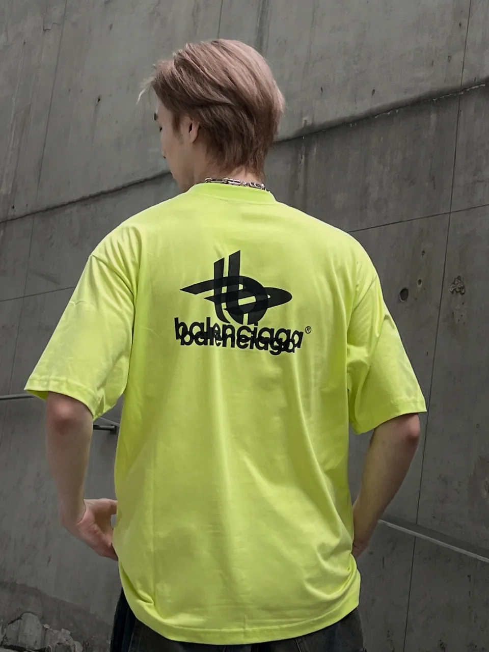 Tape Logo Oversized Cotton T-Shirt D15018651 — view 6
